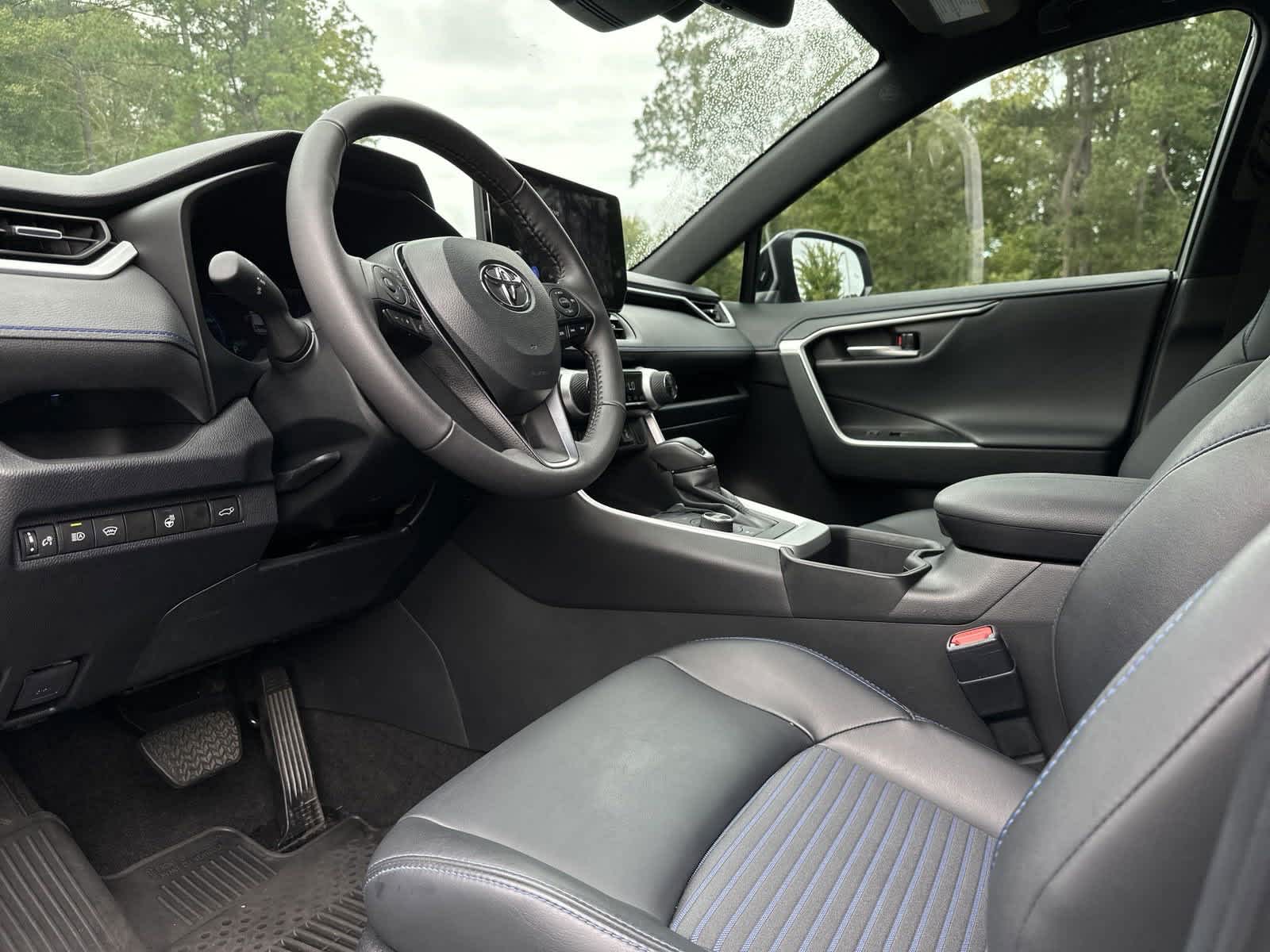 2023 Toyota RAV4 Hybrid XSE 14