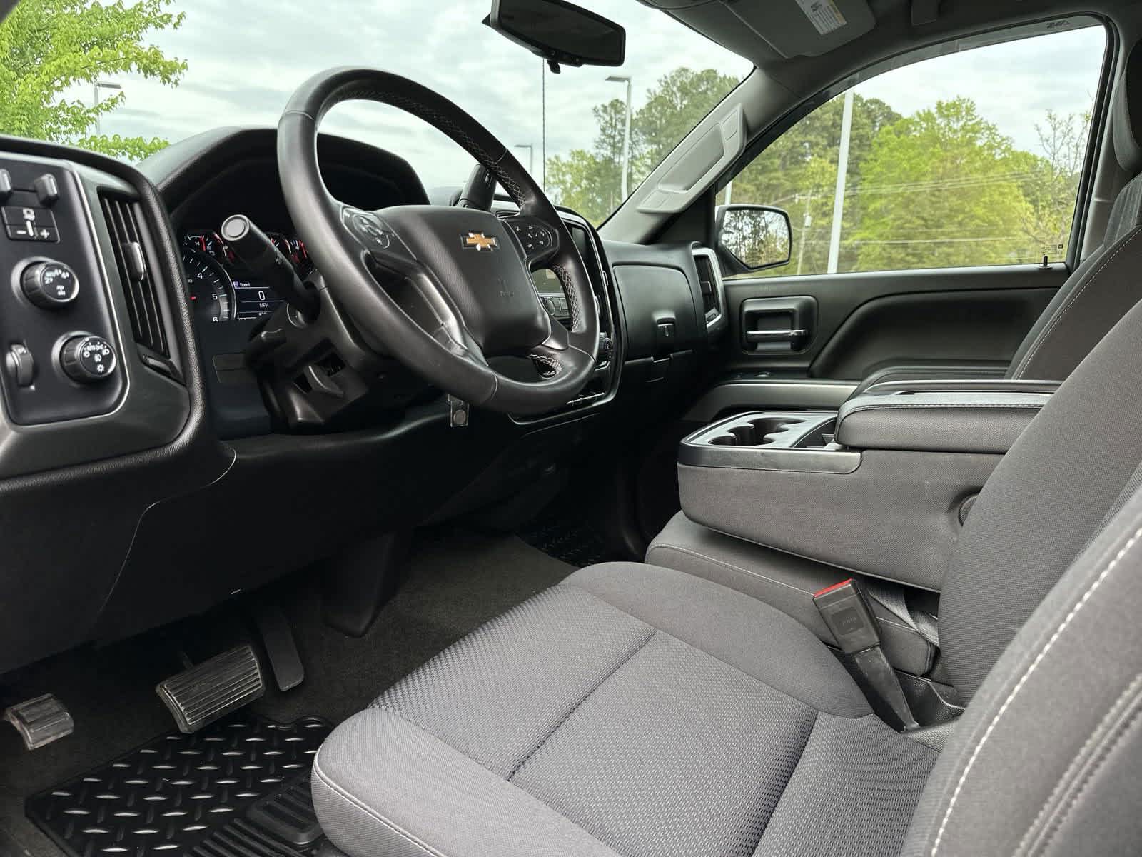 2018 Chevrolet Silverado 1500 LT 4WD Crew Cab 143.5 14
