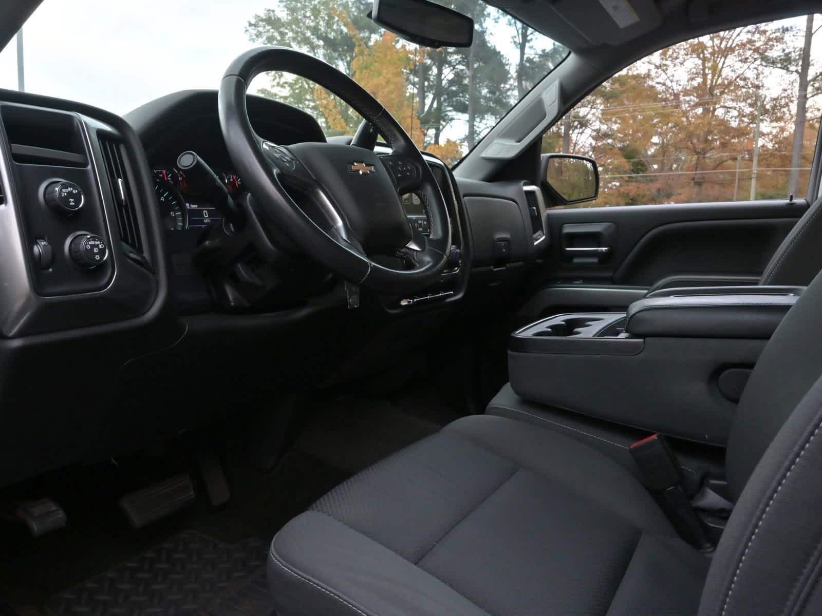 2017 Chevrolet Silverado 1500 LT 4WD Crew Cab 143.5 12