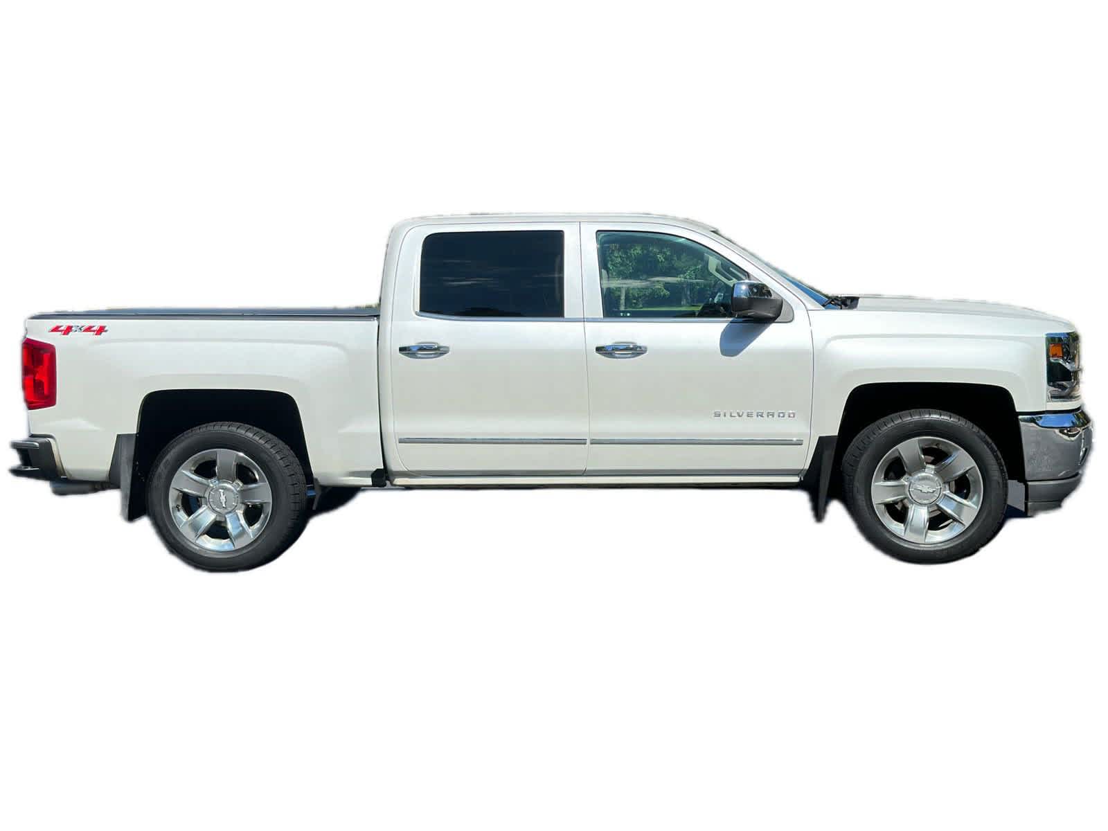 2018 Chevrolet Silverado 1500 LTZ 4WD Crew Cab 143.5 9