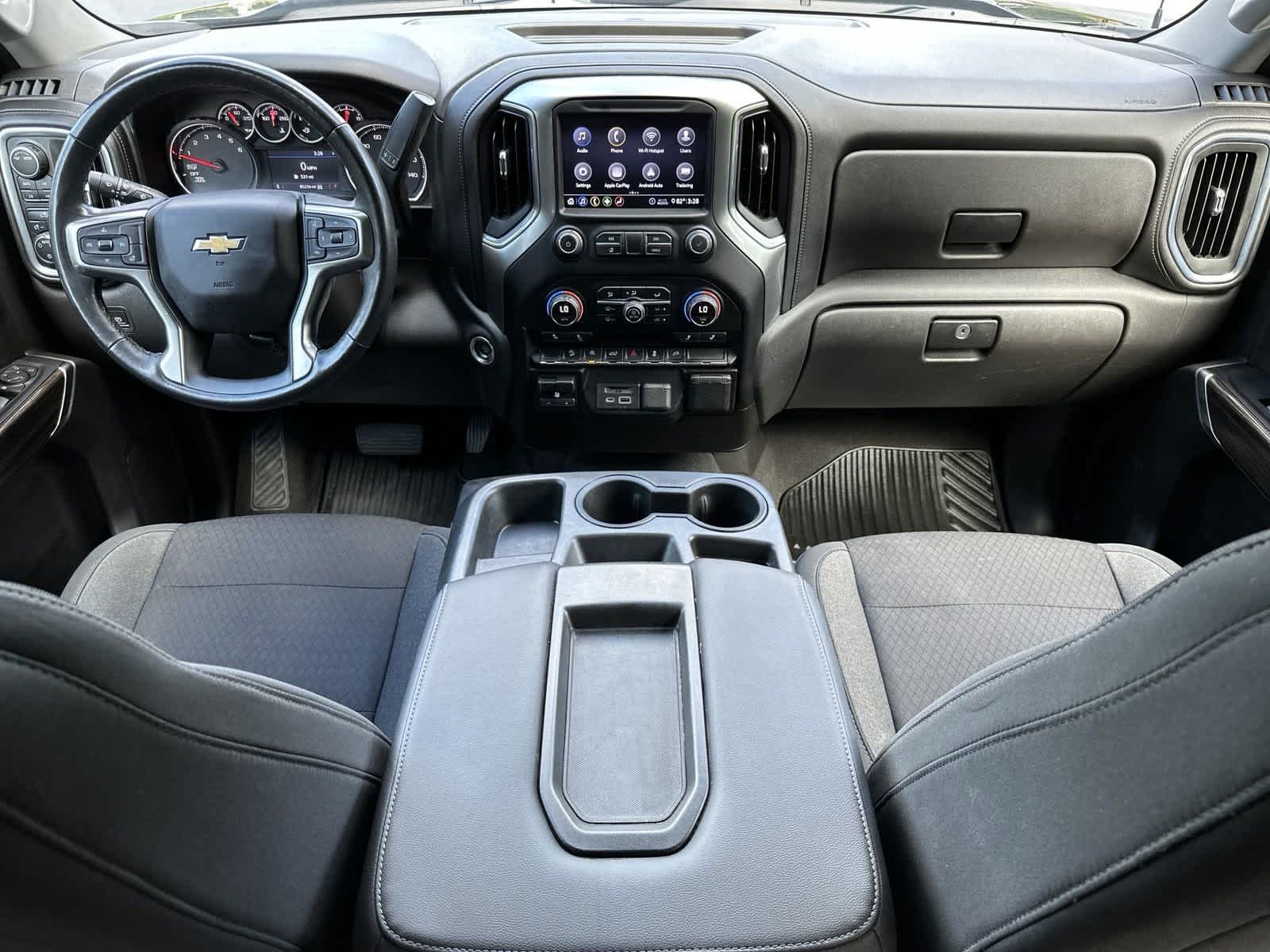 2020 Chevrolet Silverado 1500 LT 4WD Crew Cab 147 24