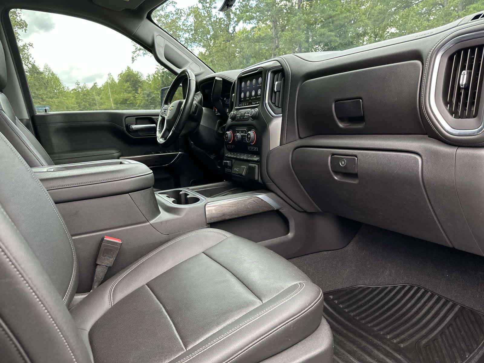 2021 Chevrolet Silverado 1500 LTZ 4WD Crew Cab 147 32