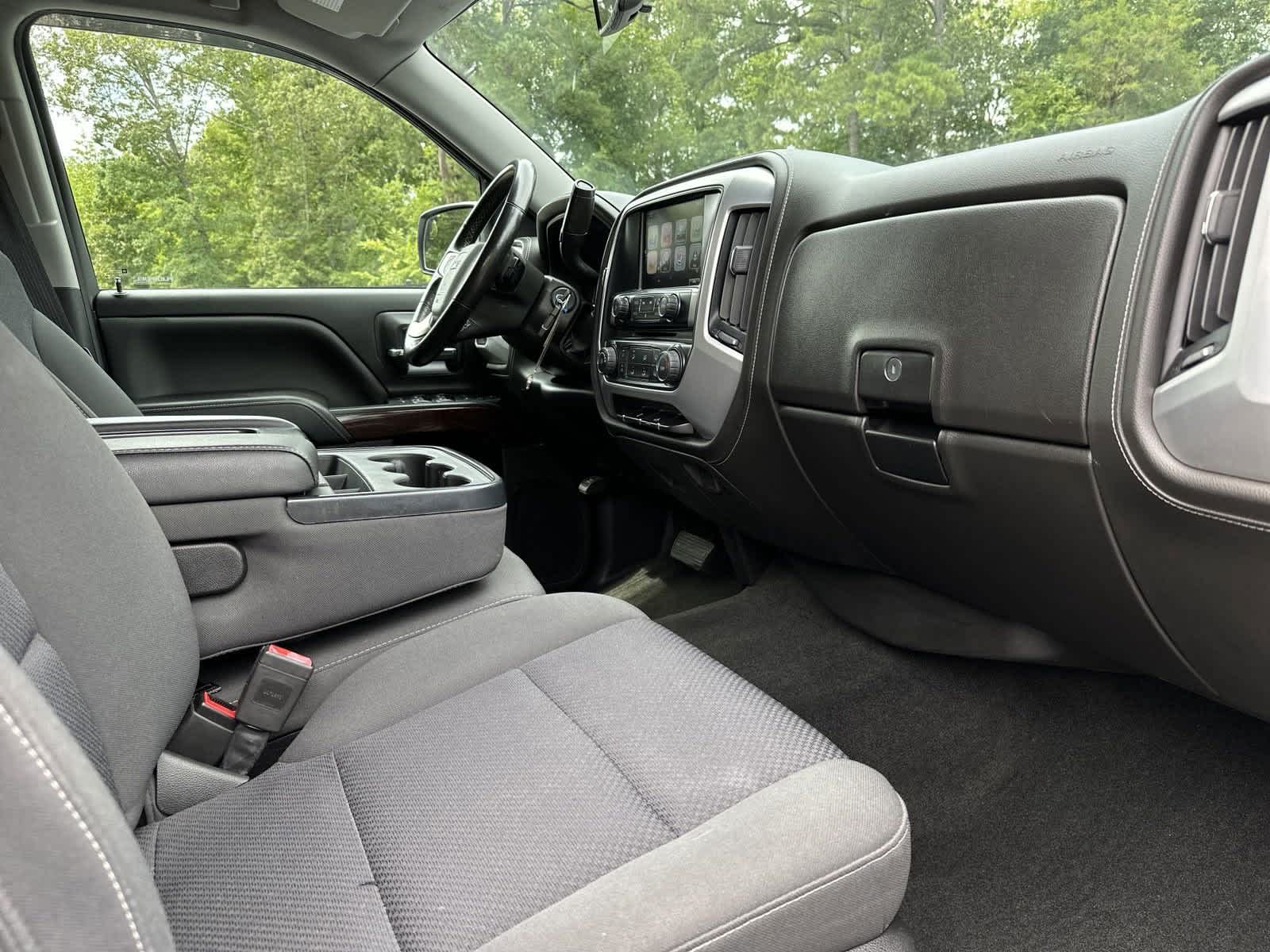 2018 GMC Sierra 1500 SLE 2WD Crew Cab 143.5 29