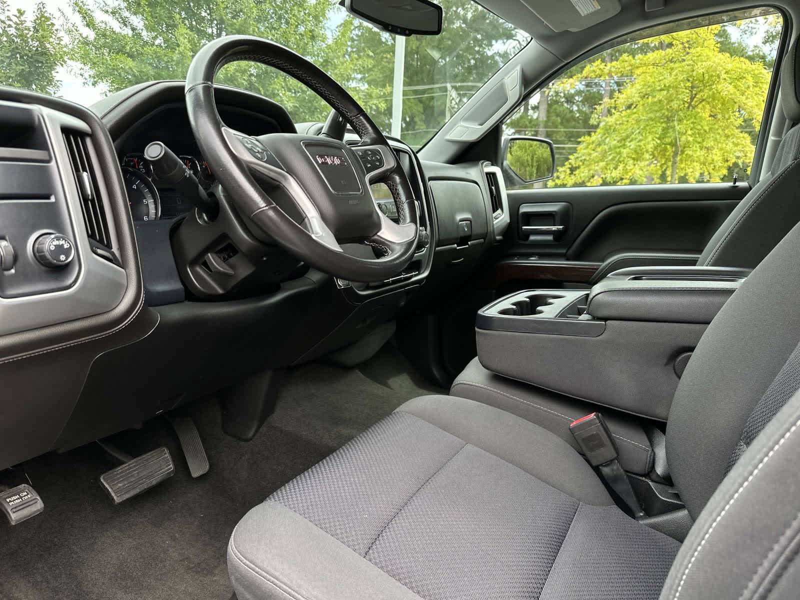 2018 GMC Sierra 1500 SLE 2WD Crew Cab 143.5 12