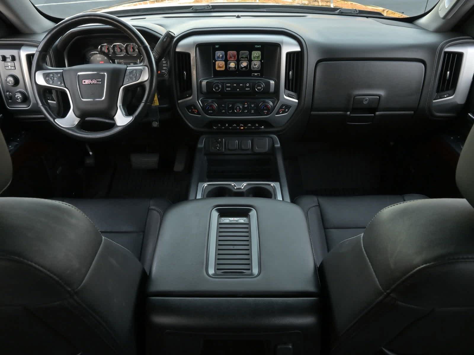 2018 GMC Sierra 1500 SLT 4WD Crew Cab 143.5 26