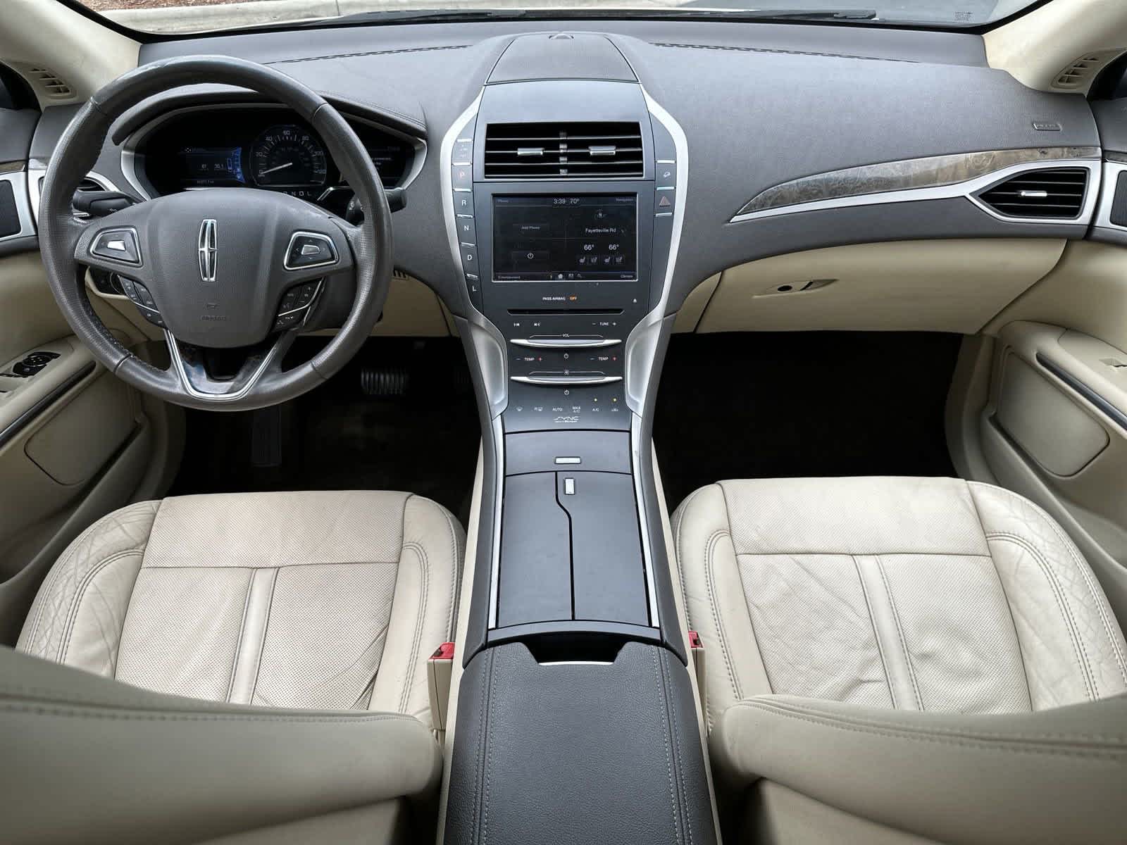 2014 Lincoln MKZ Hybrid 26