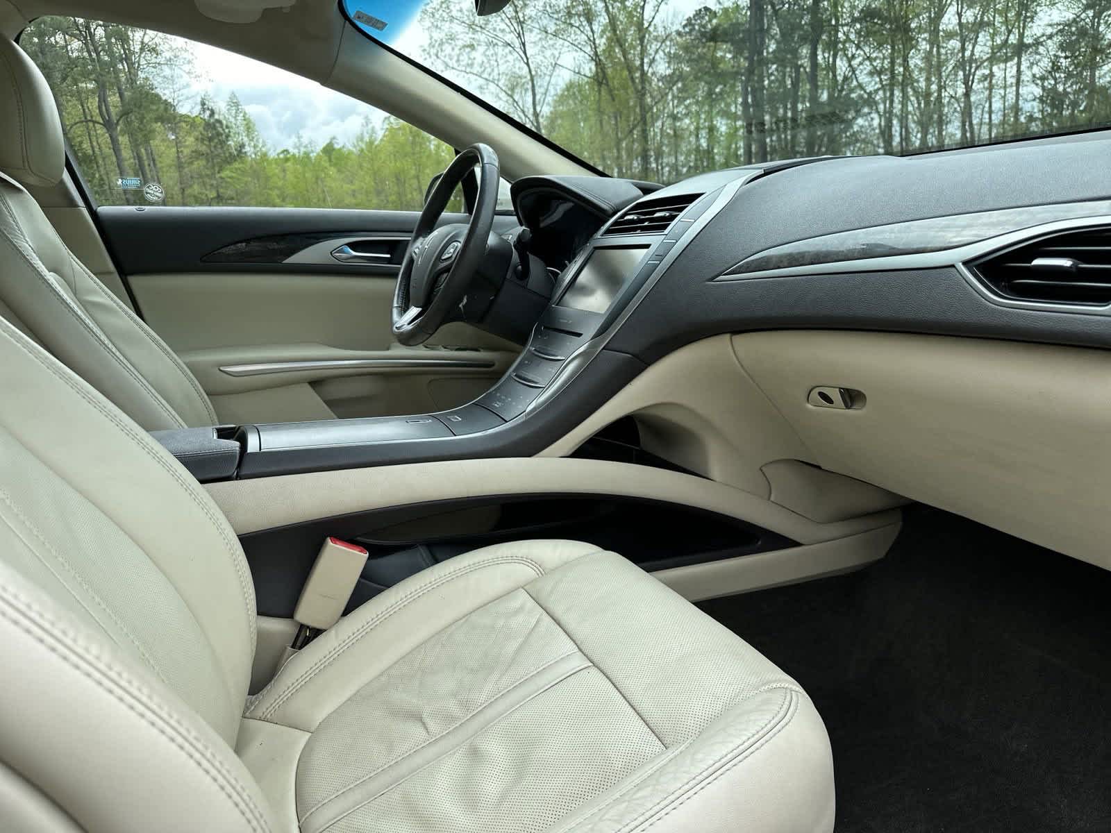 2014 Lincoln MKZ Hybrid 30