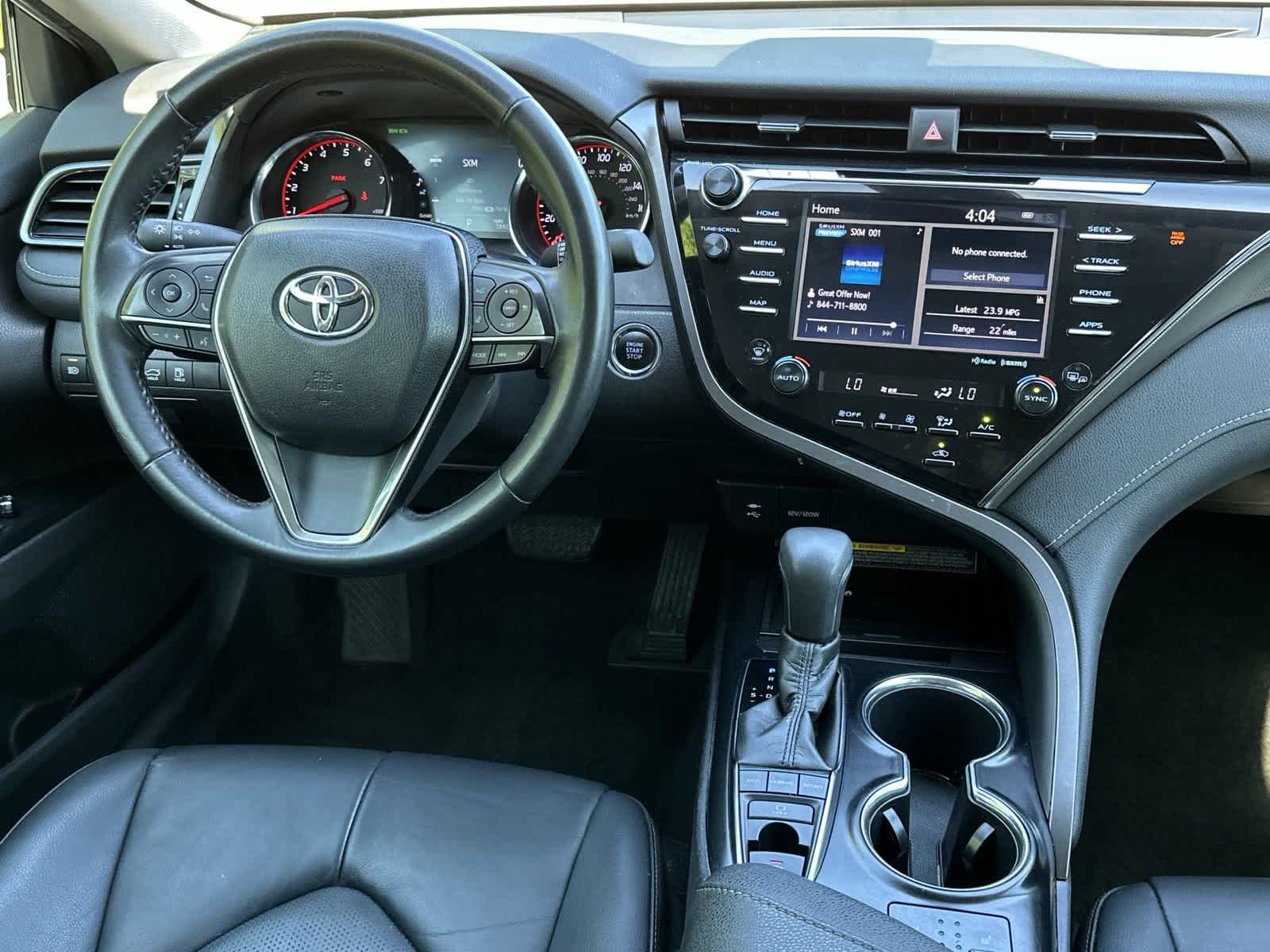 2019 Toyota Camry XSE 28
