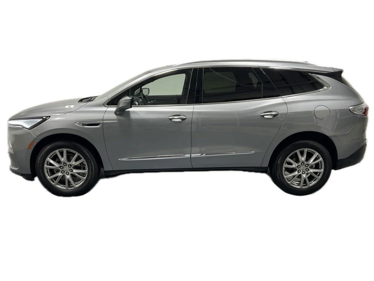 2024 Buick Enclave Essence 5