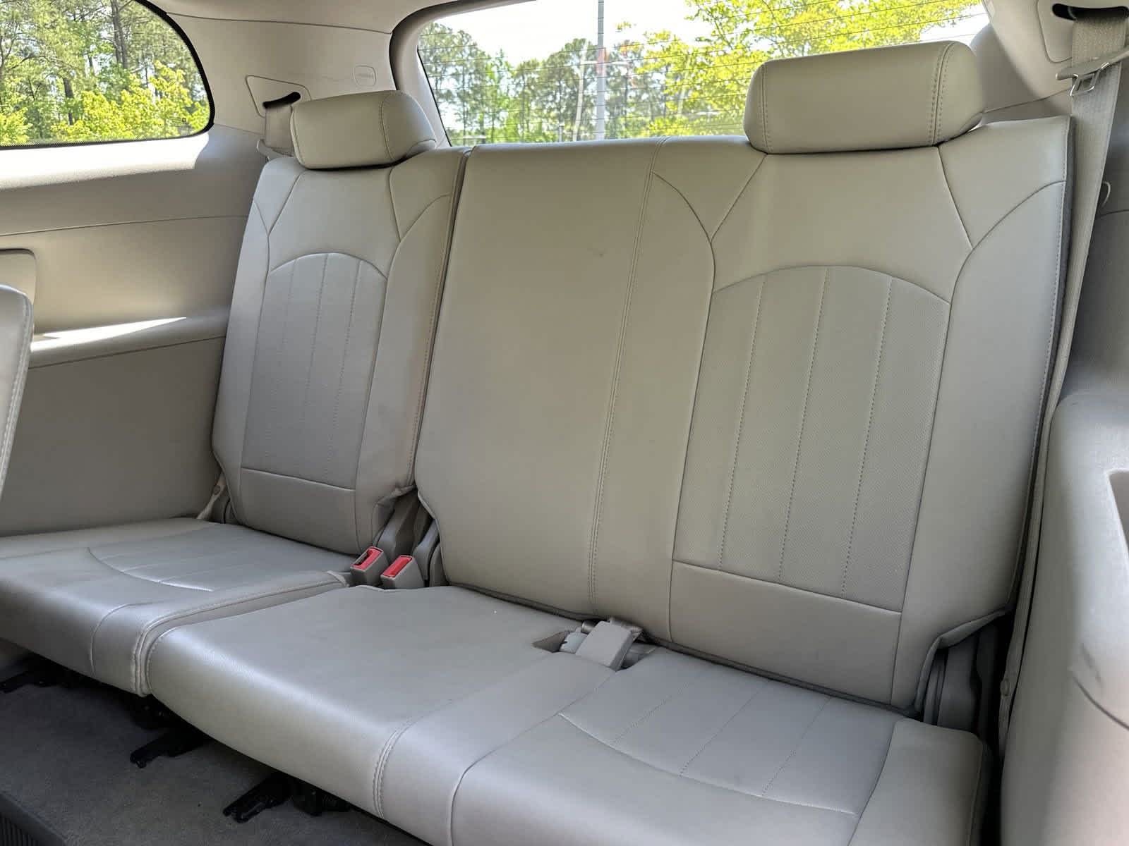 2013 Buick Enclave Leather 28