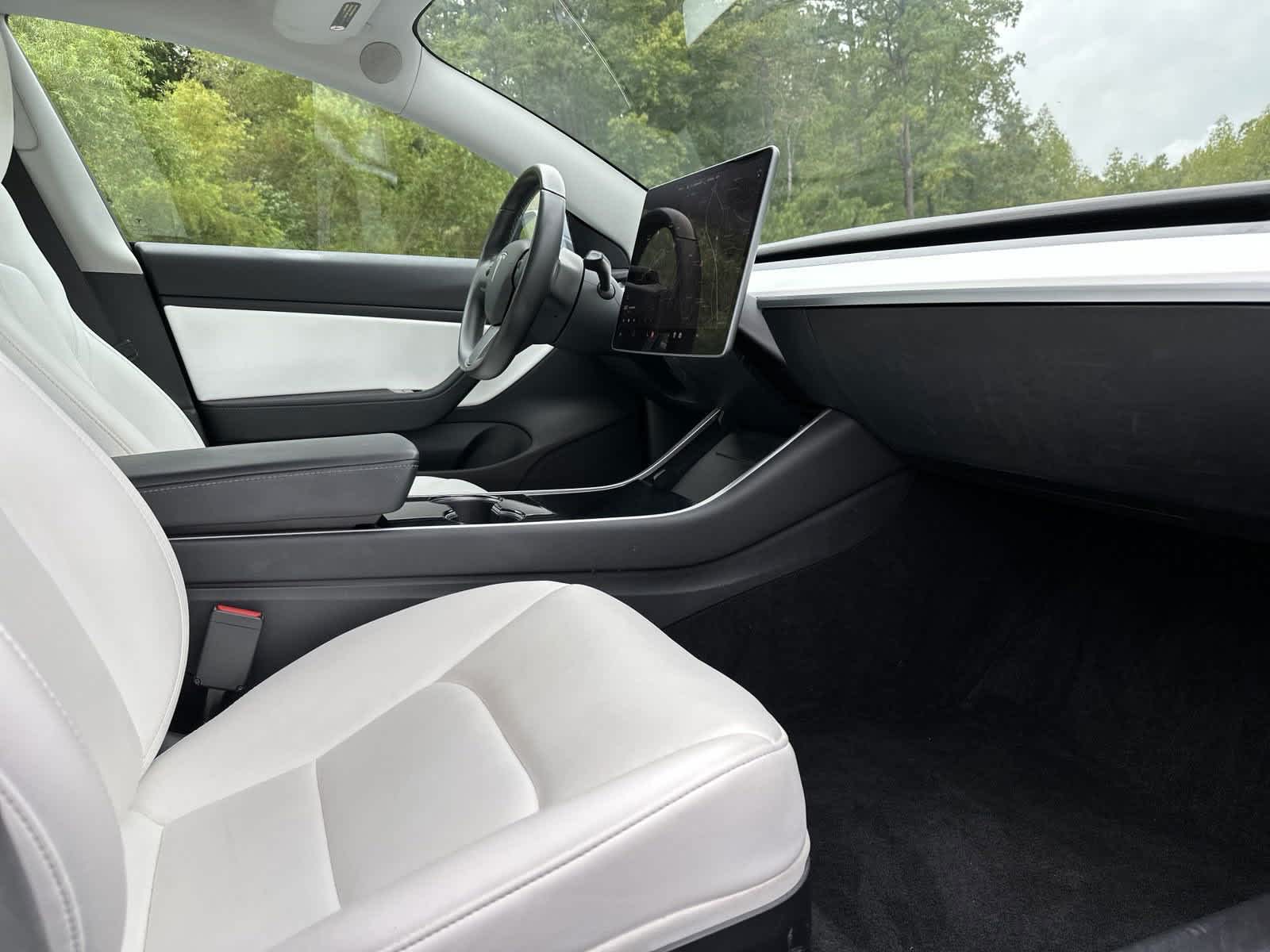 2019 Tesla Model 3 Long Range 32