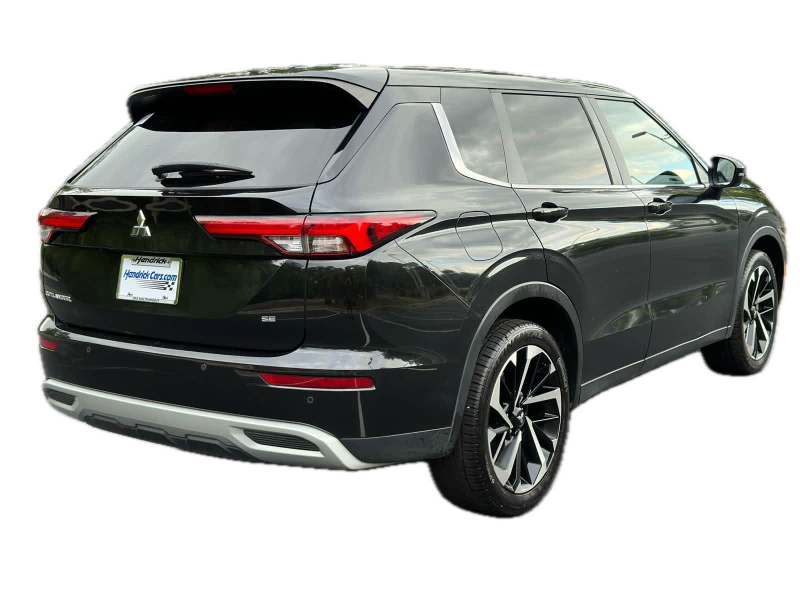 2022 Mitsubishi Outlander SE 8