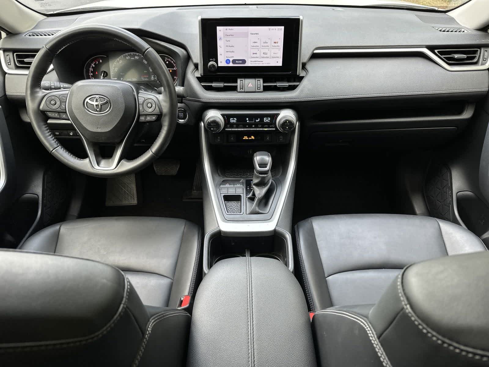 2023 Toyota RAV4 XLE Premium 27