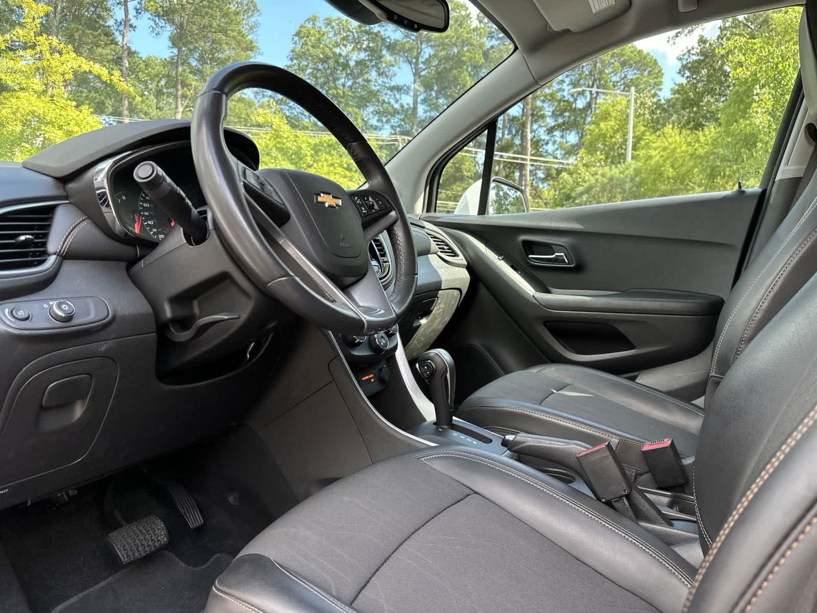 2021 Chevrolet Trax LT 14