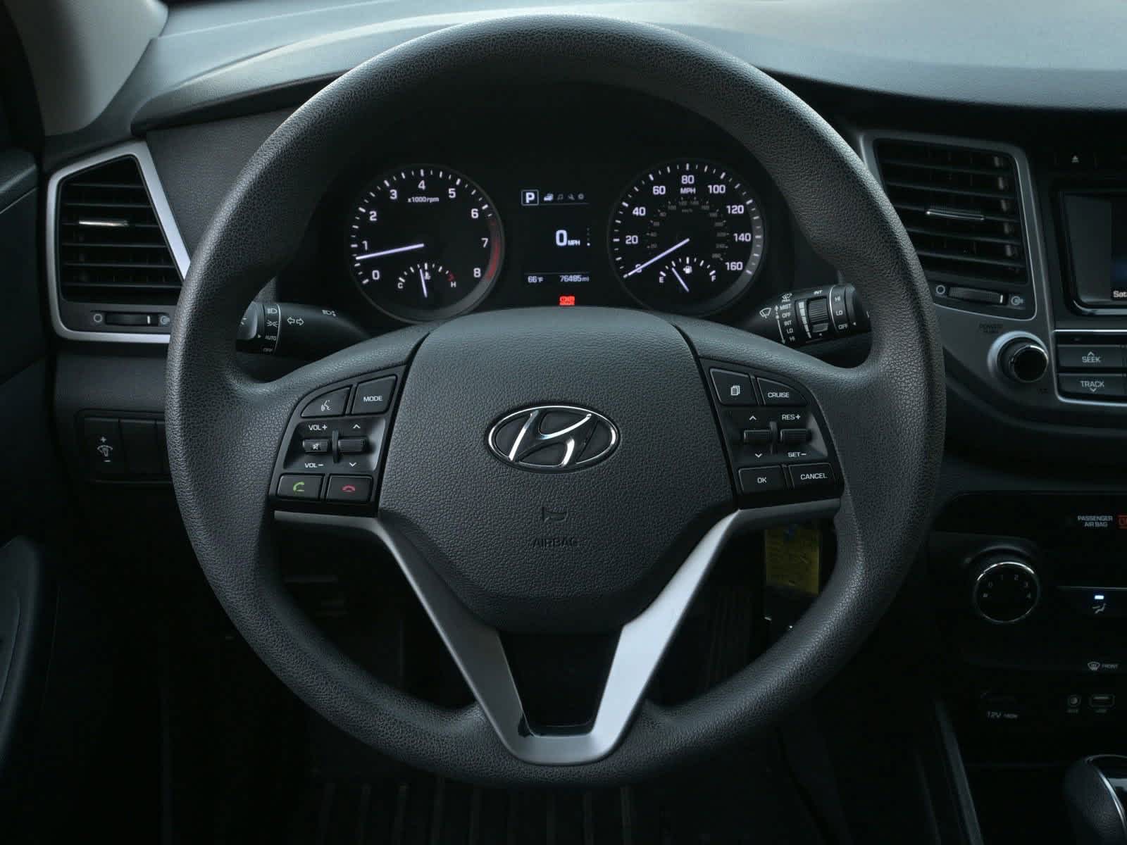 2017 Hyundai Tucson SE 16