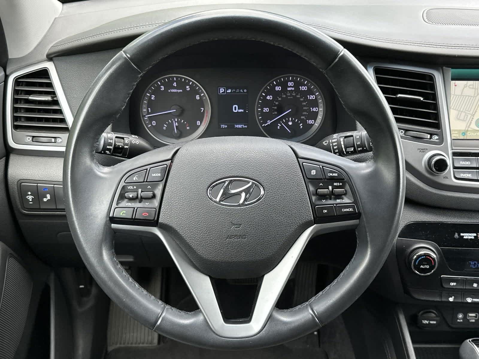2016 Hyundai Tucson Limited 16