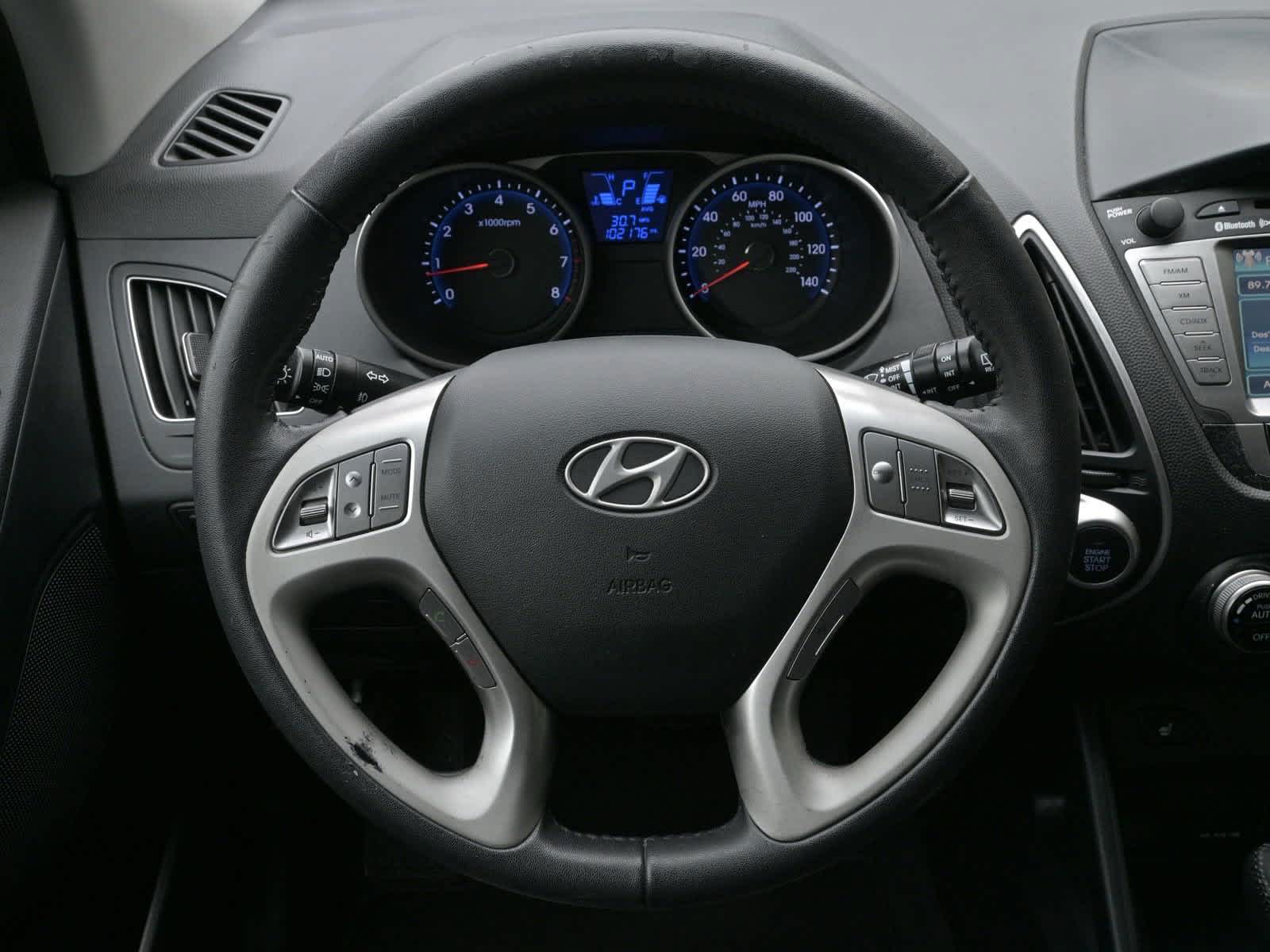 2013 Hyundai Tucson Limited 16