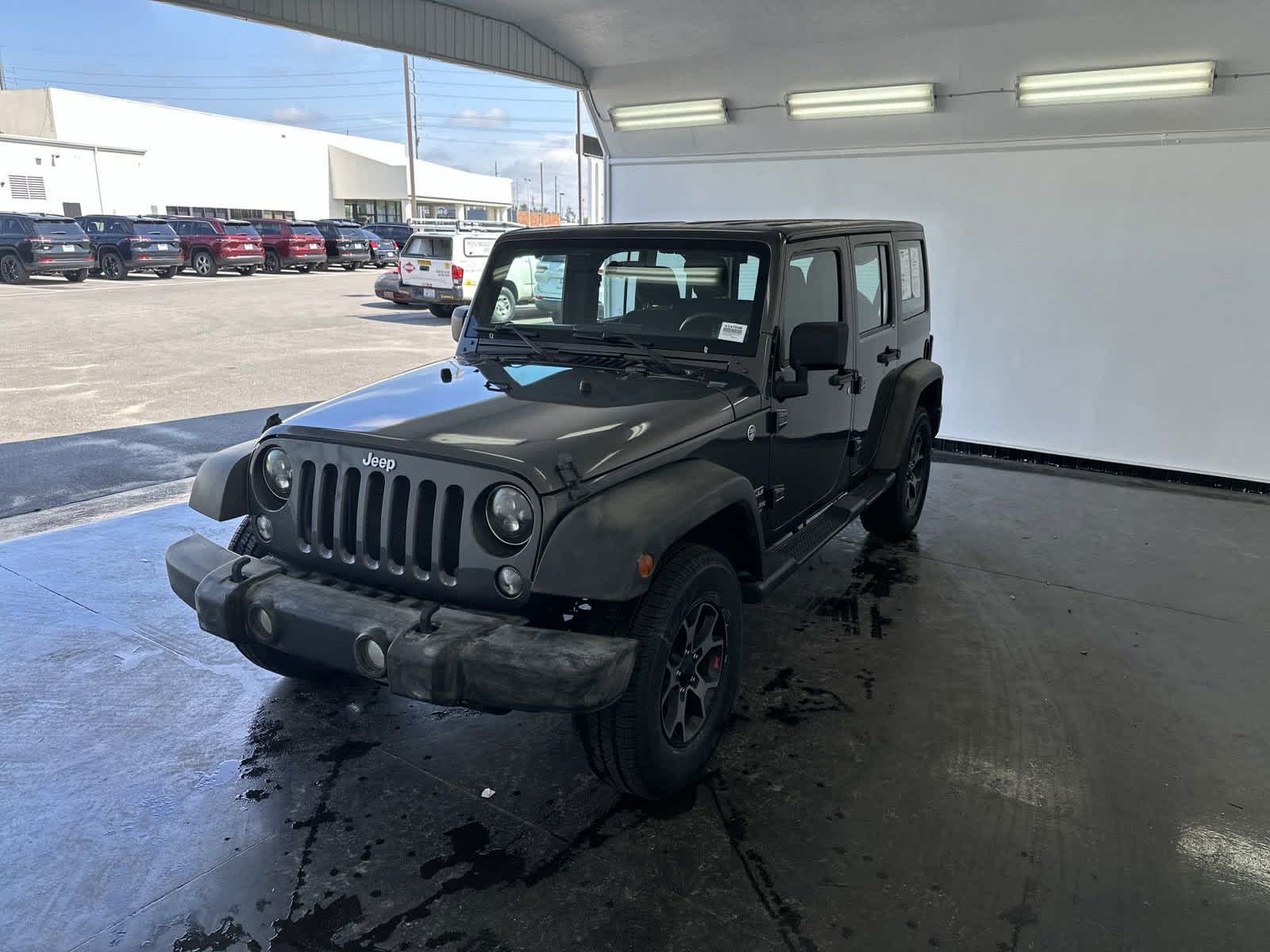 2017 Jeep Wrangler Unlimited Sport 4