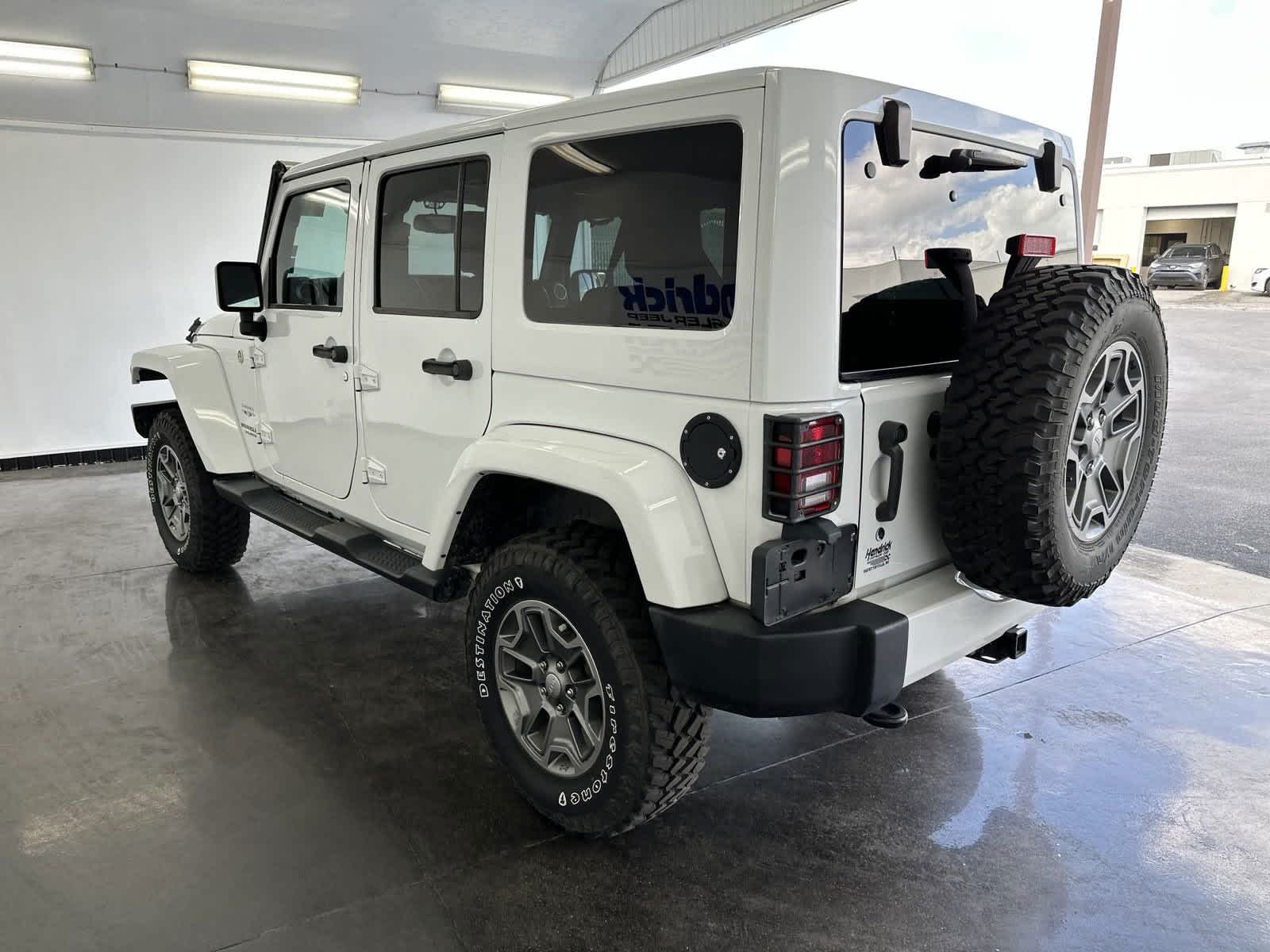 2016 Jeep Wrangler Unlimited Sahara 7