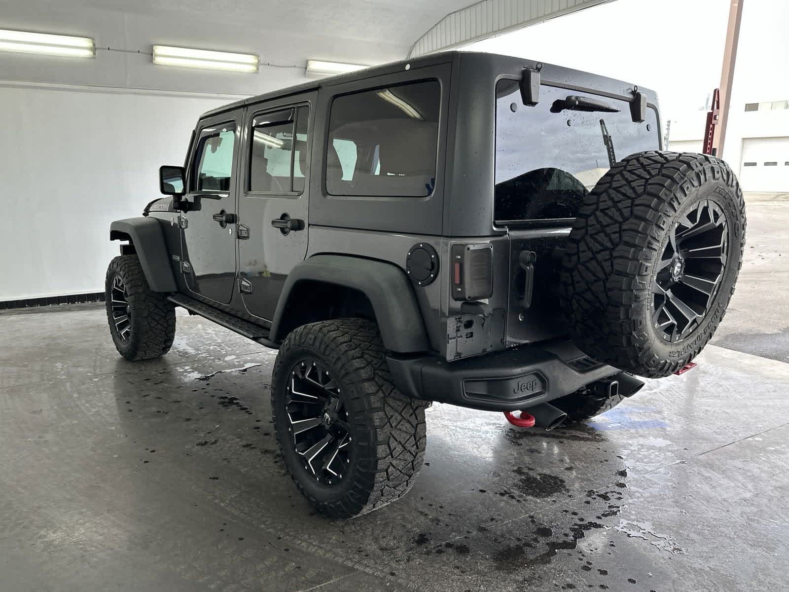 2017 Jeep Wrangler Unlimited Rubicon Recon 6