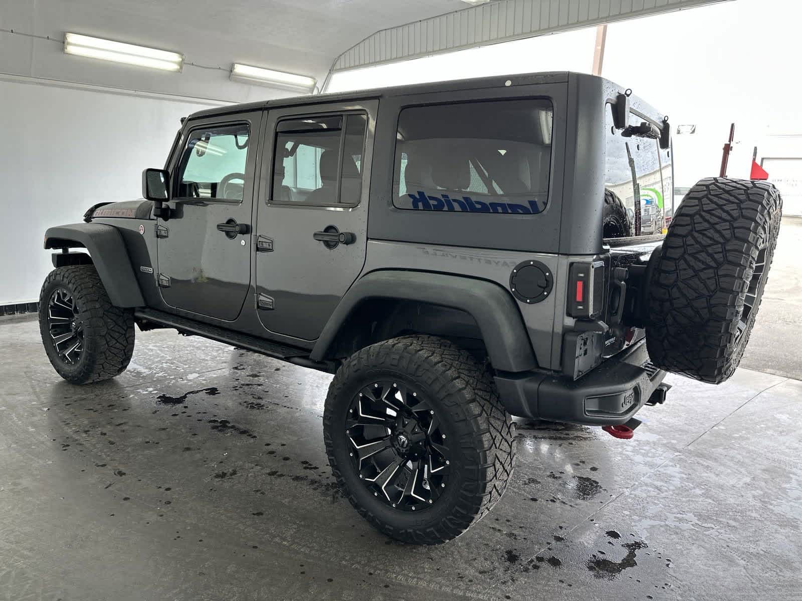 2017 Jeep Wrangler Unlimited Rubicon Recon 5