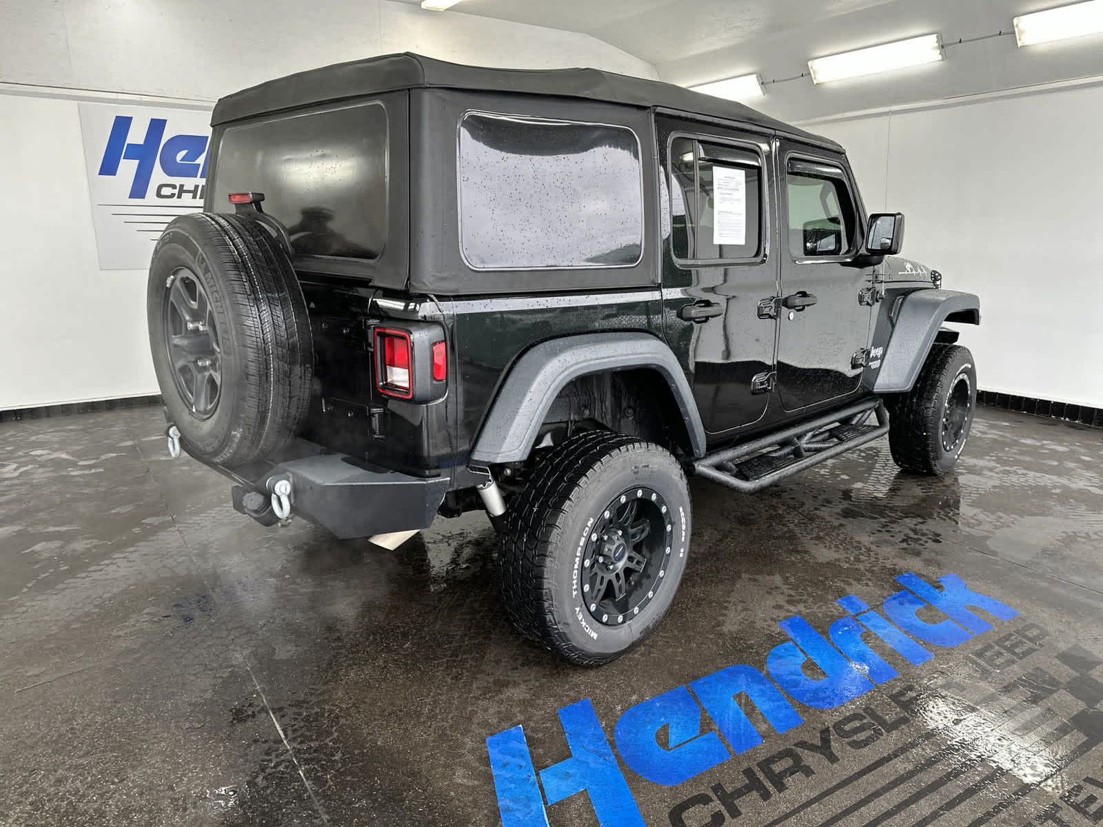 2018 Jeep Wrangler Unlimited Sport 9