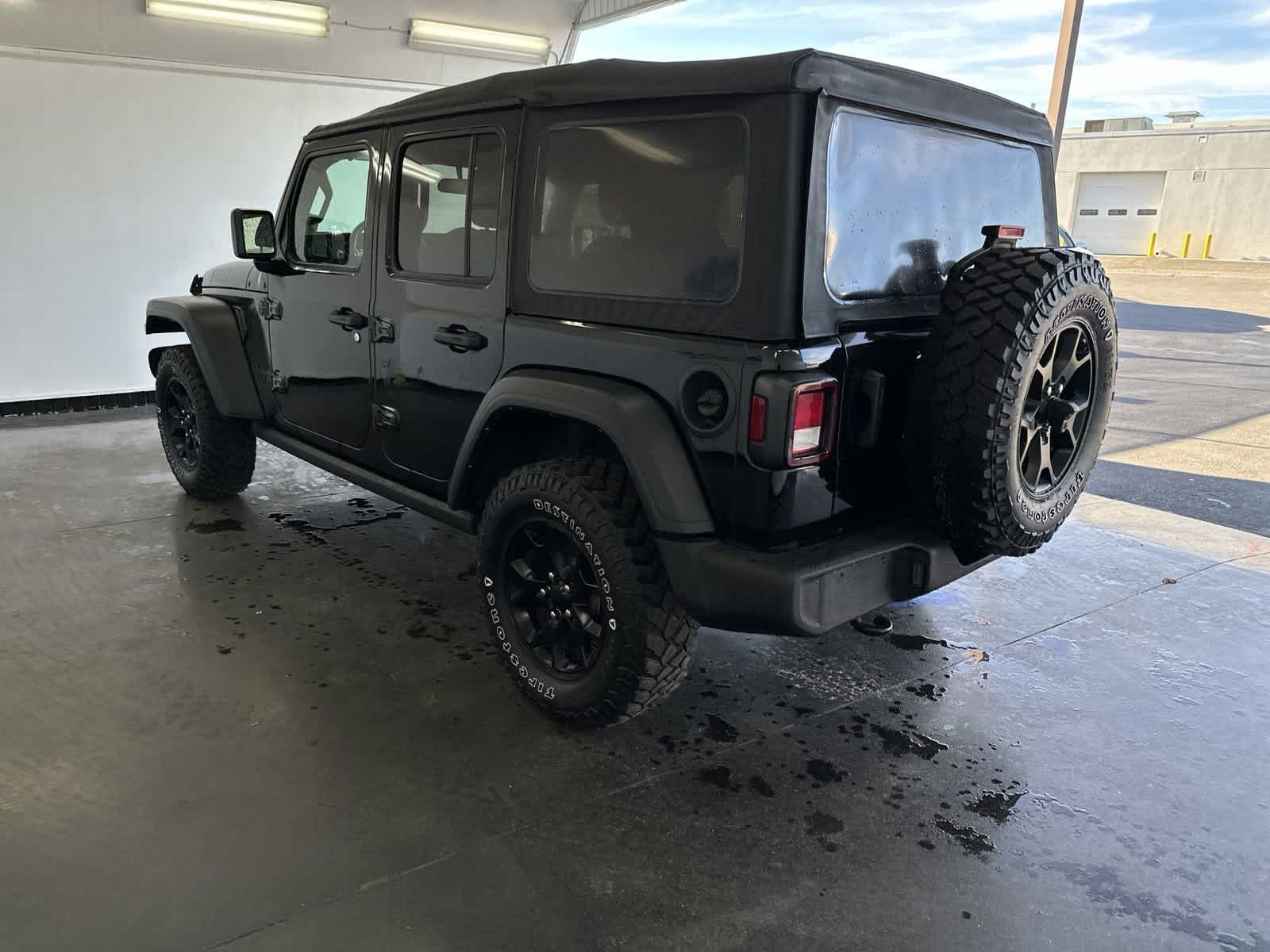 2021 Jeep Wrangler Unlimited Willys 7