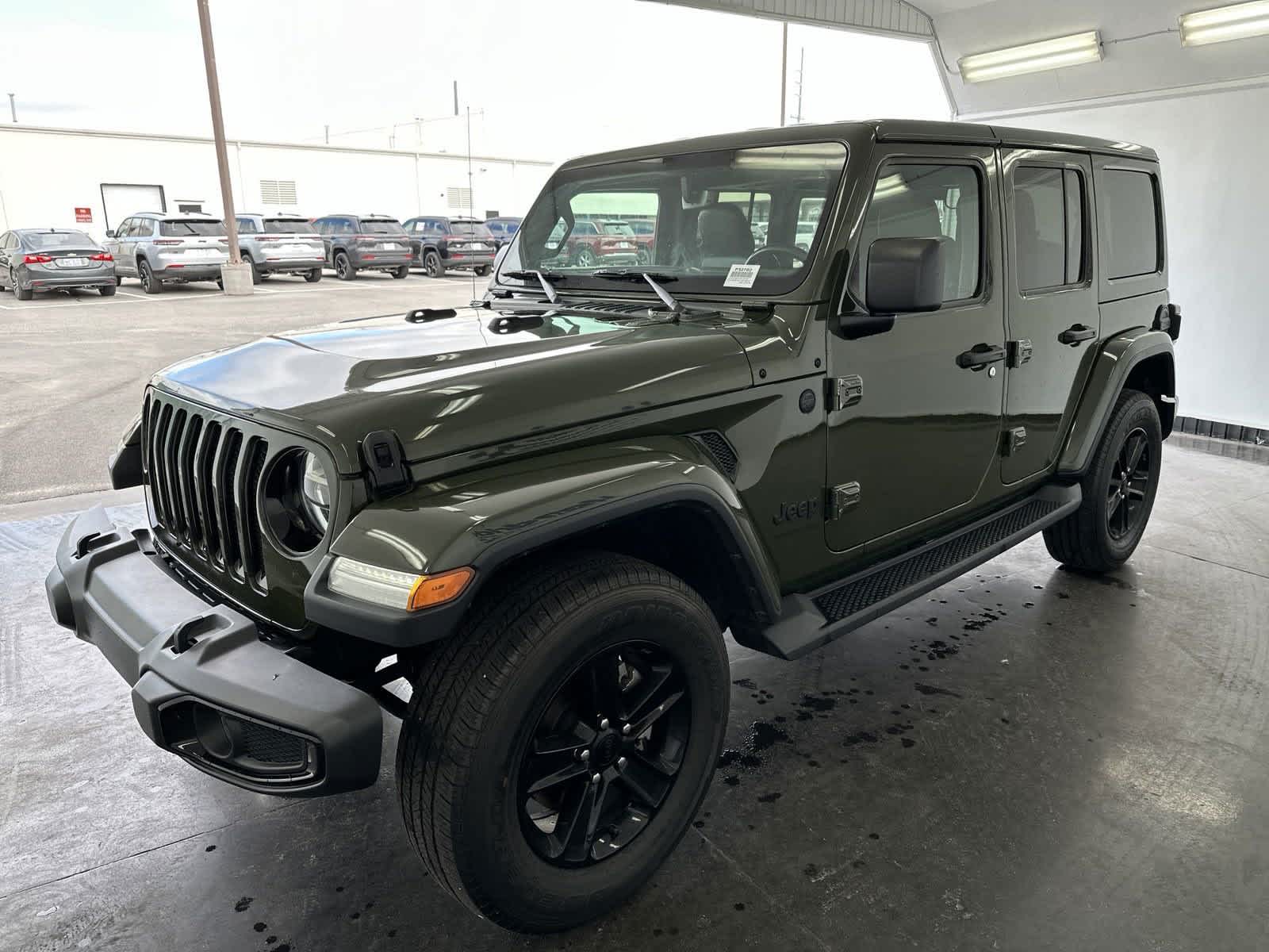 2020 Jeep Wrangler Unlimited Sahara Altitude 4