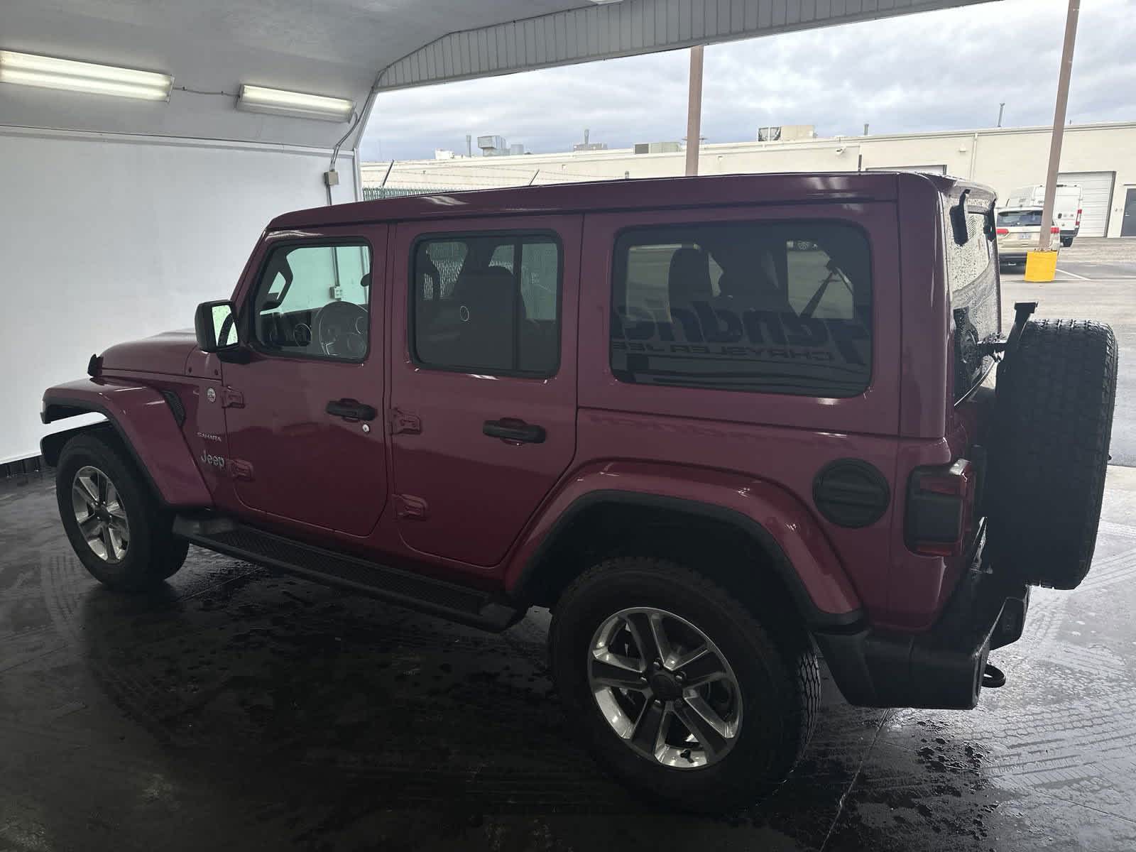 2021 Jeep Wrangler Unlimited Sahara 6