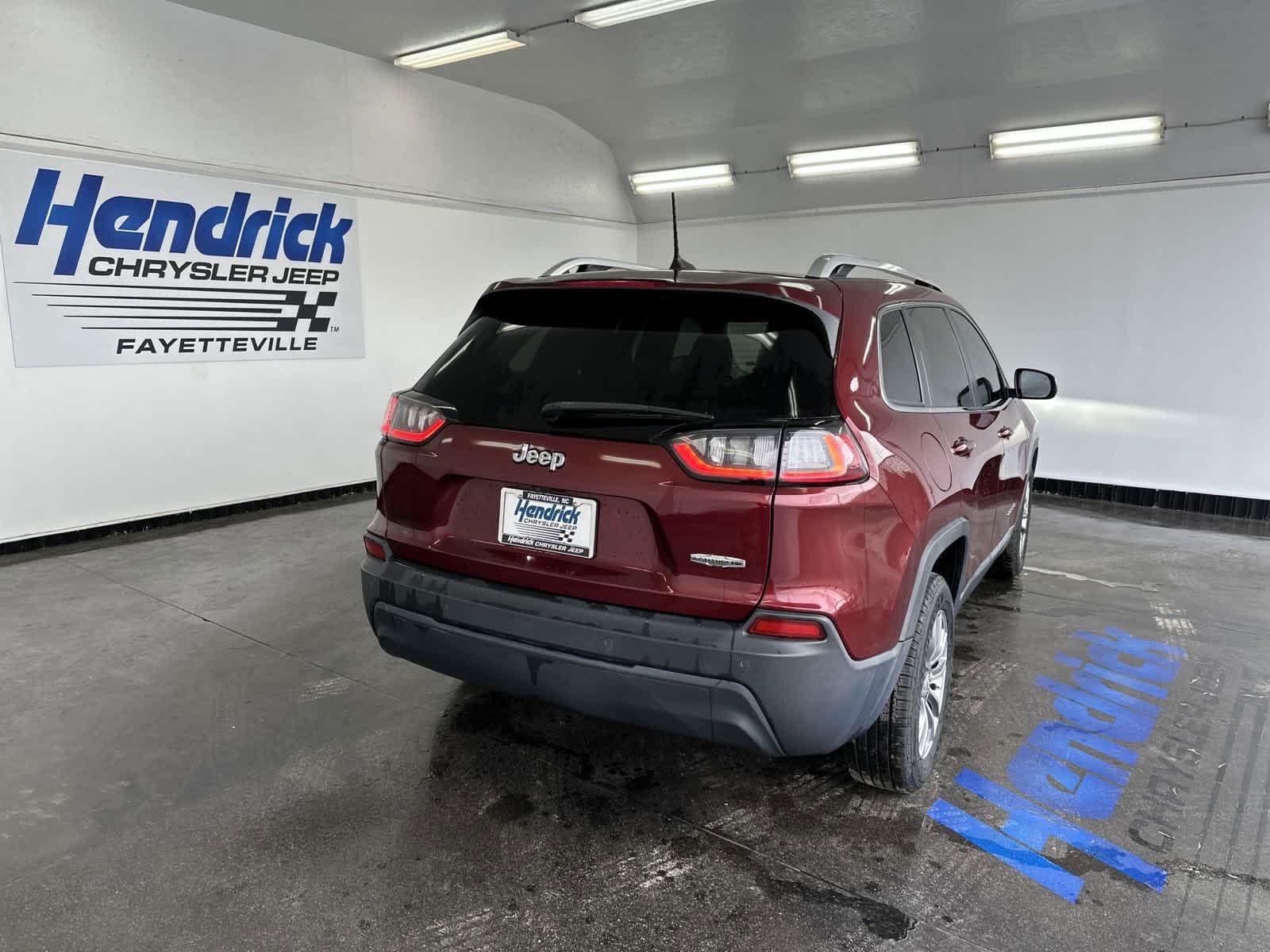 2020 Jeep Cherokee Latitude Plus 8