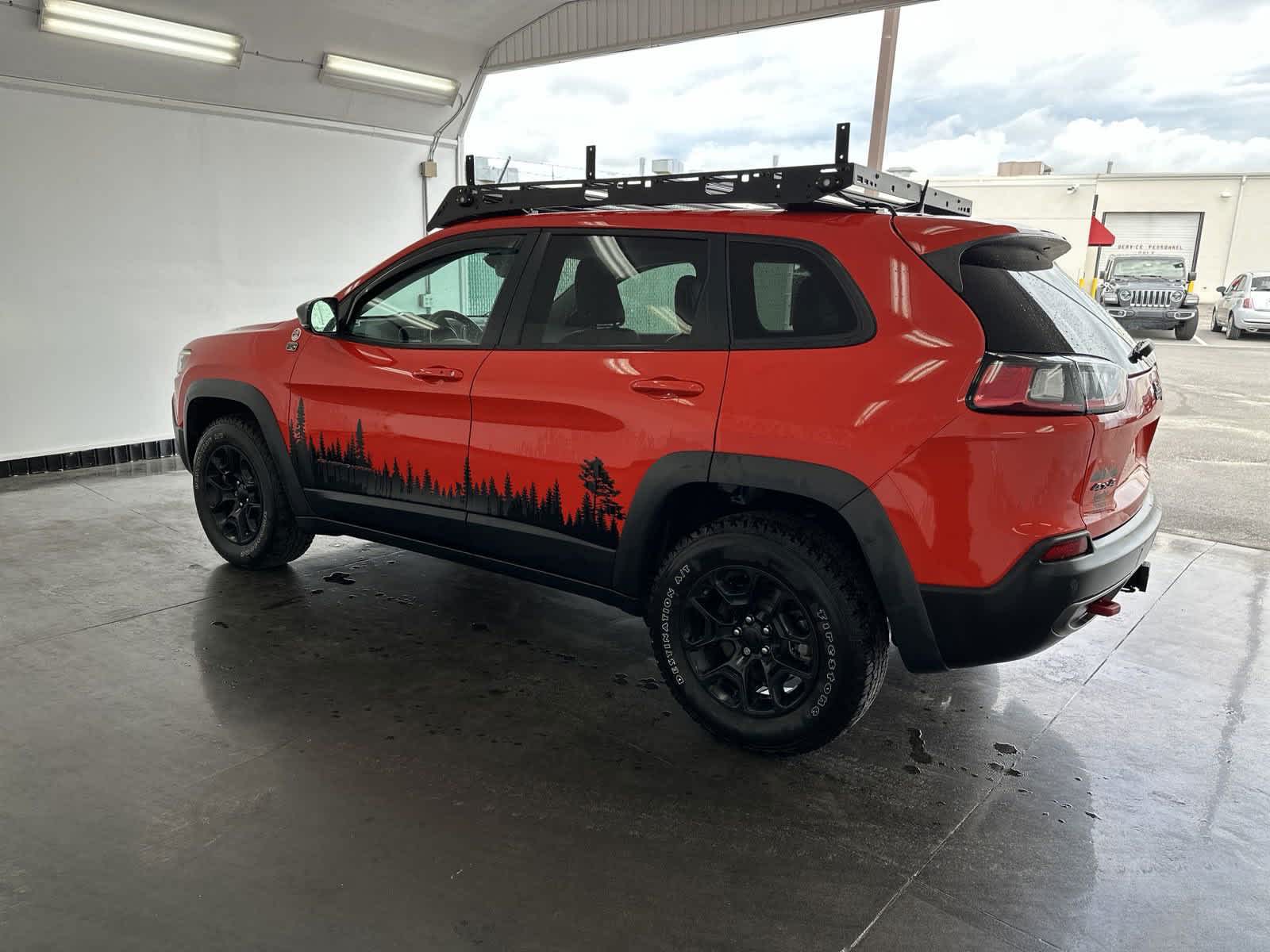 2021 Jeep Cherokee Trailhawk 6