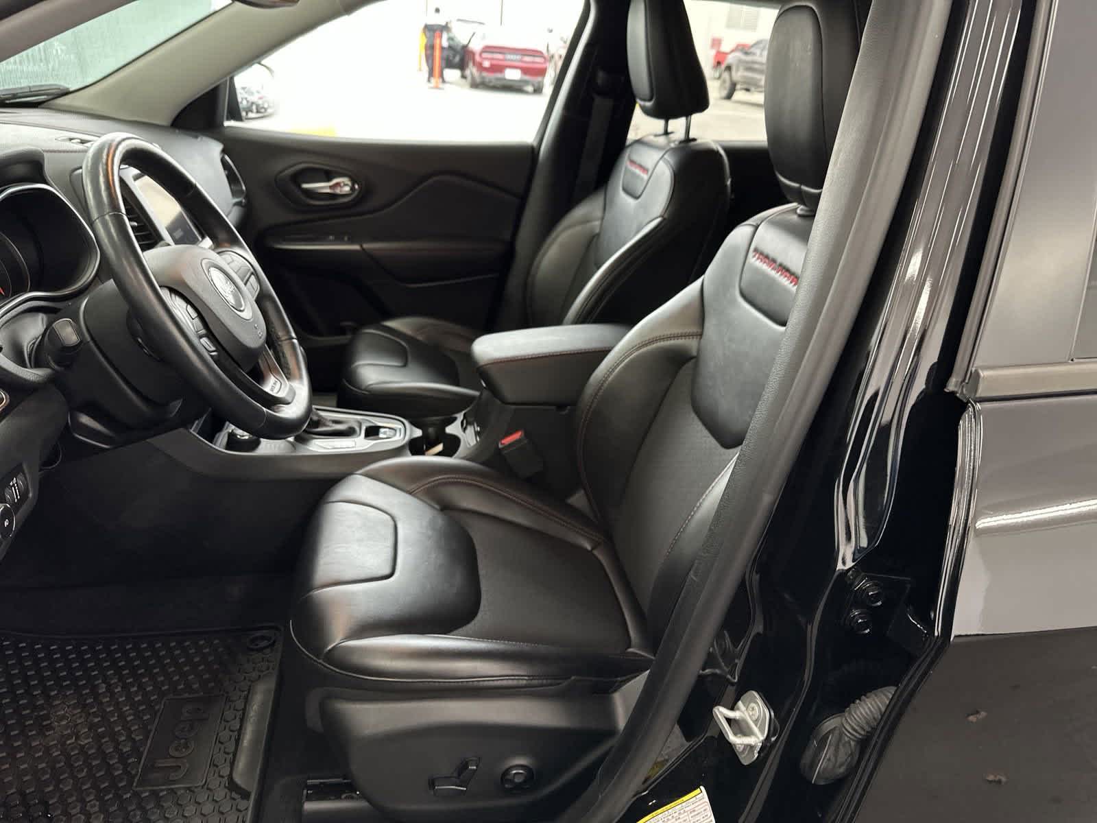 2020 Jeep Cherokee Trailhawk 15