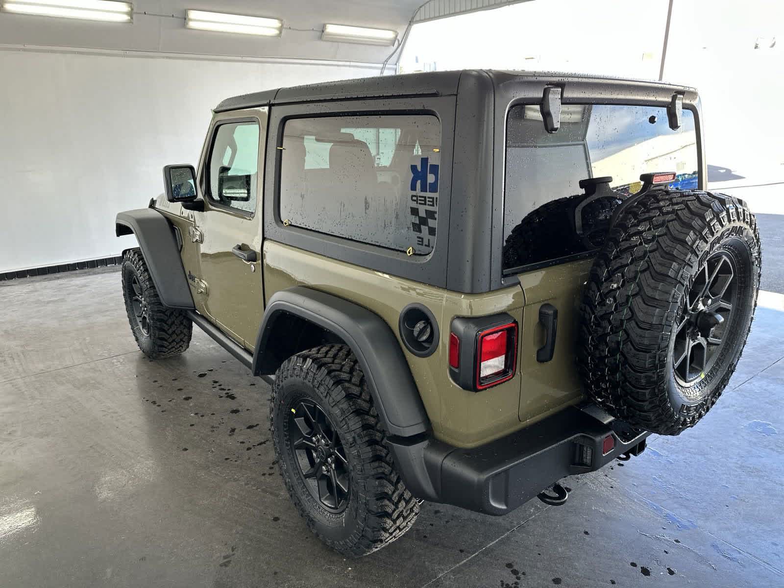 2025 Jeep Wrangler  6