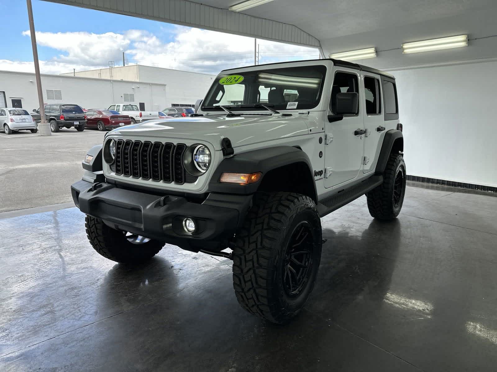 2024 Jeep Wrangler Sport 4