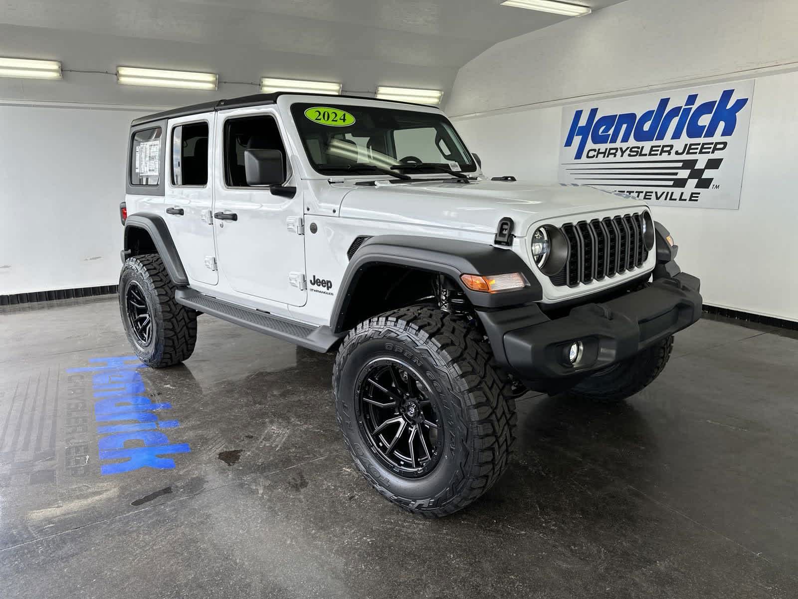 2024 Jeep Wrangler Sport 2