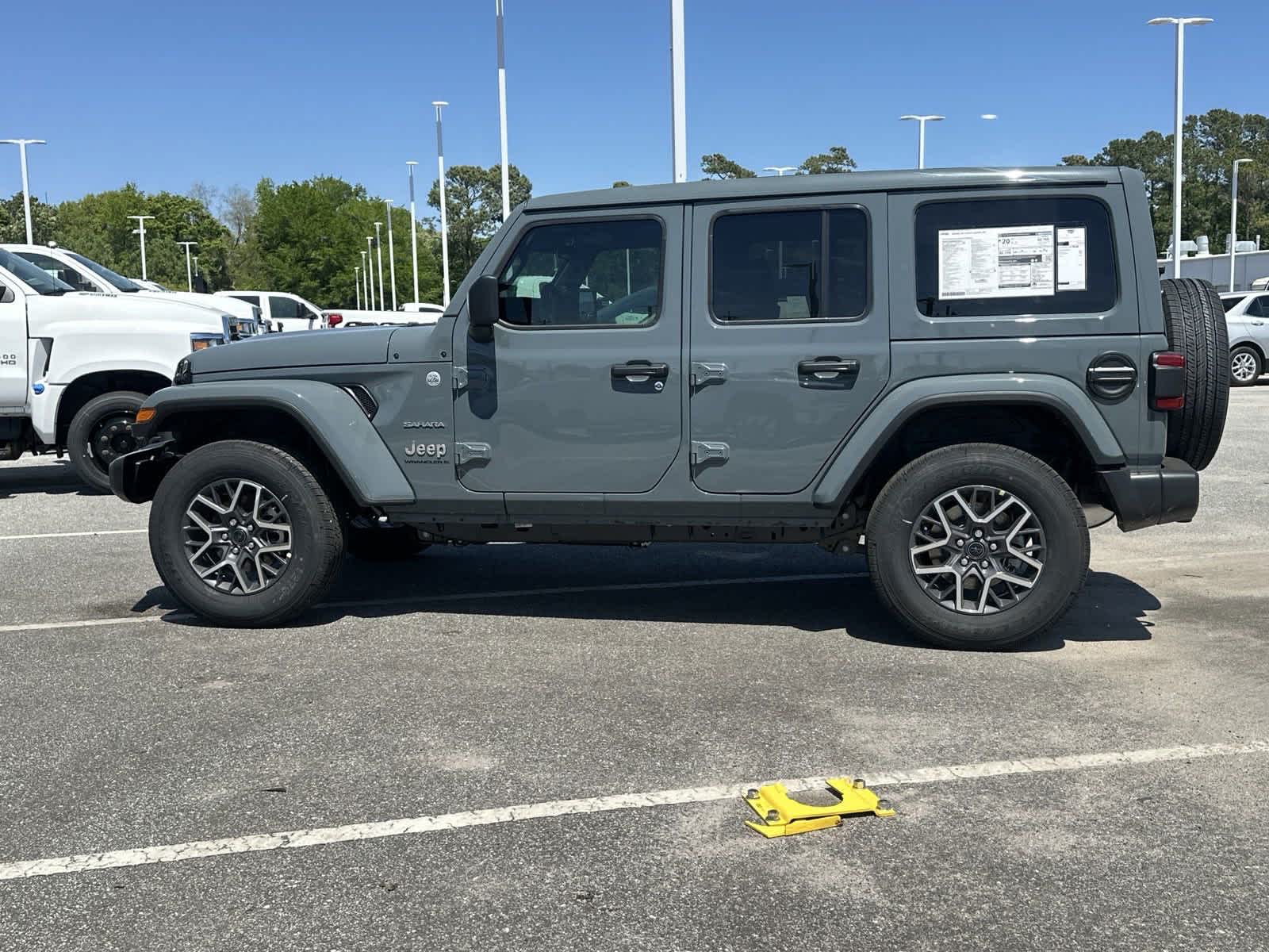 2024 Jeep Wrangler Sahara 5