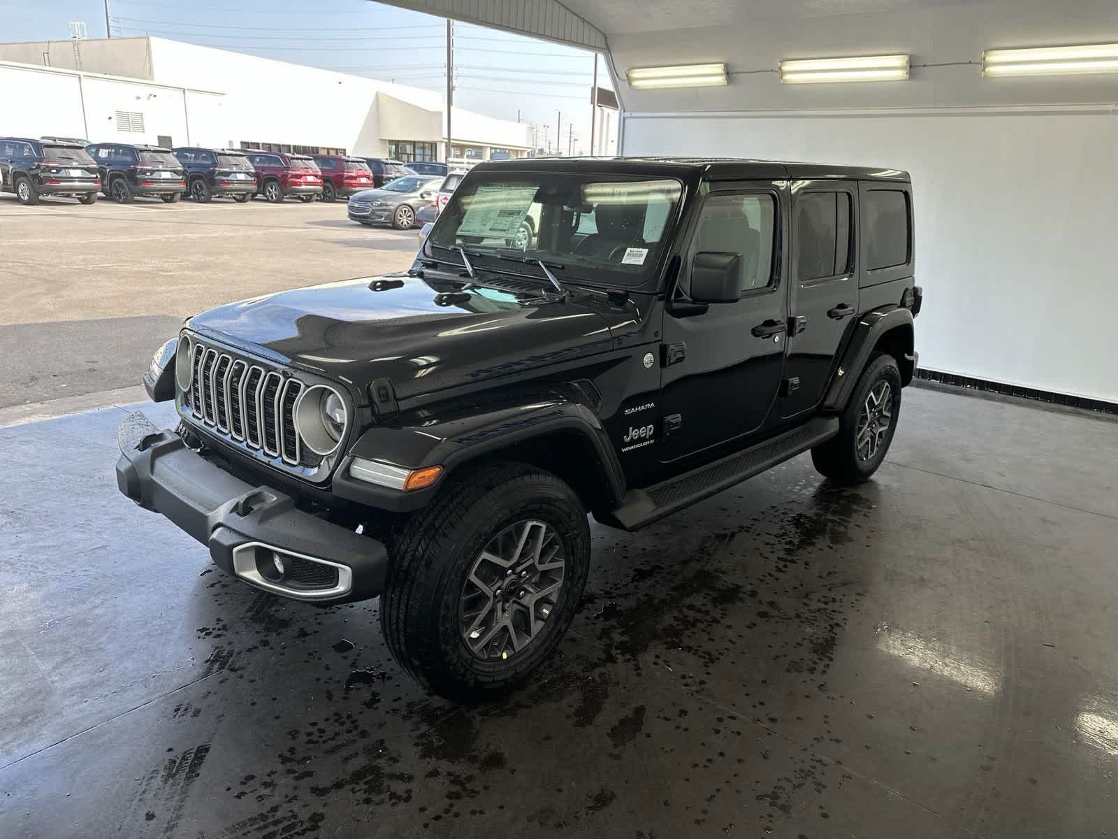 2024 Jeep Wrangler Sahara 4