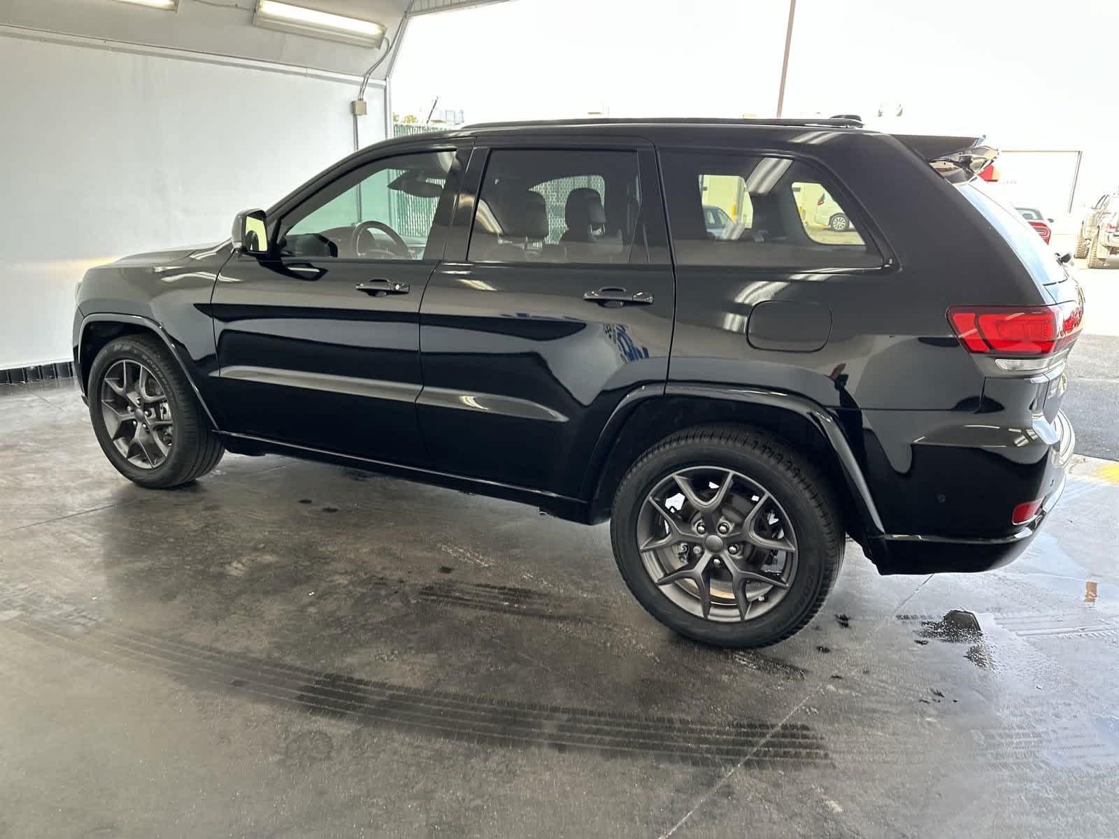 2021 Jeep Grand Cherokee 80th Anniversary 6