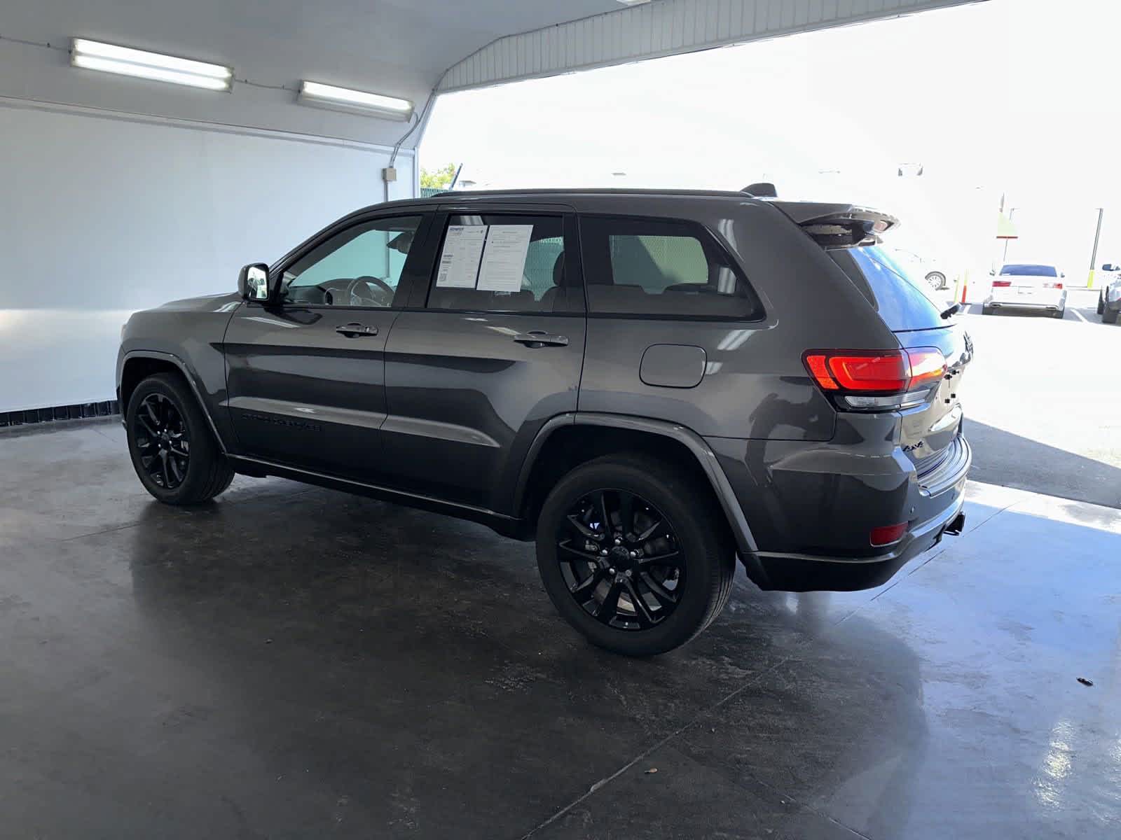 2021 Jeep Grand Cherokee Laredo X 6