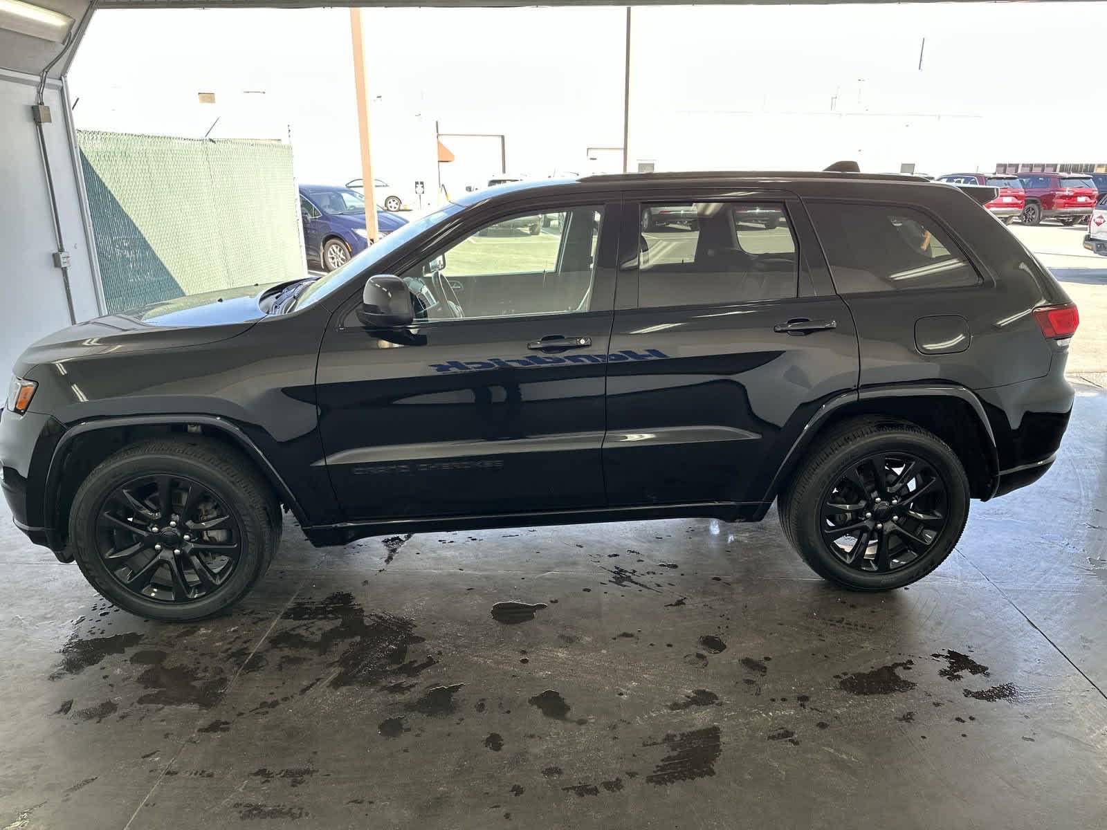 2021 Jeep Grand Cherokee Laredo X 6