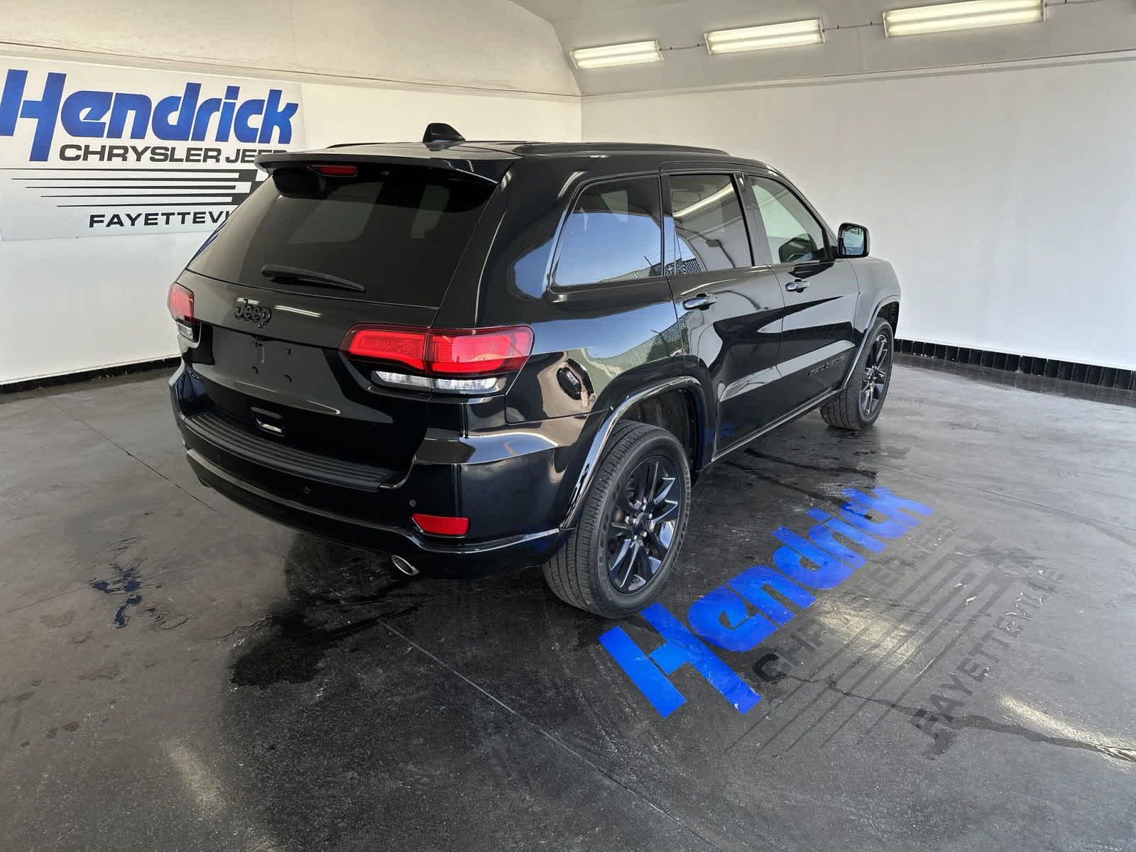 2021 Jeep Grand Cherokee Laredo X 9