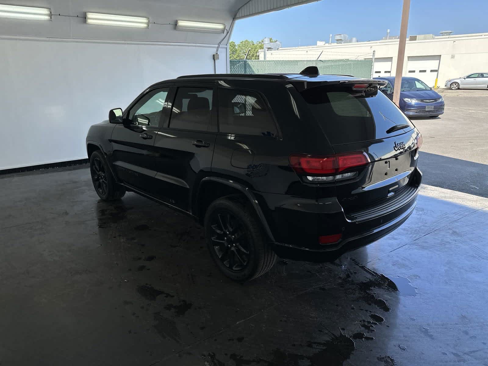 2021 Jeep Grand Cherokee Laredo X 7