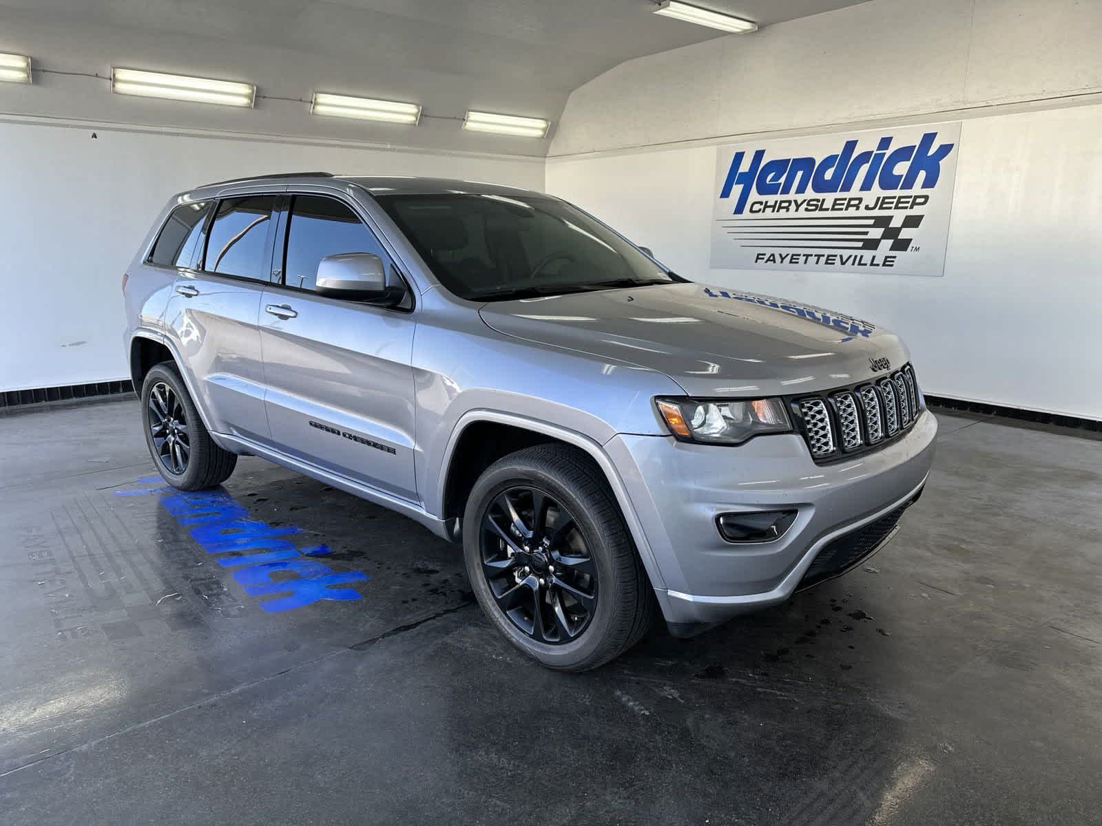 2021 Jeep Grand Cherokee Laredo X 2