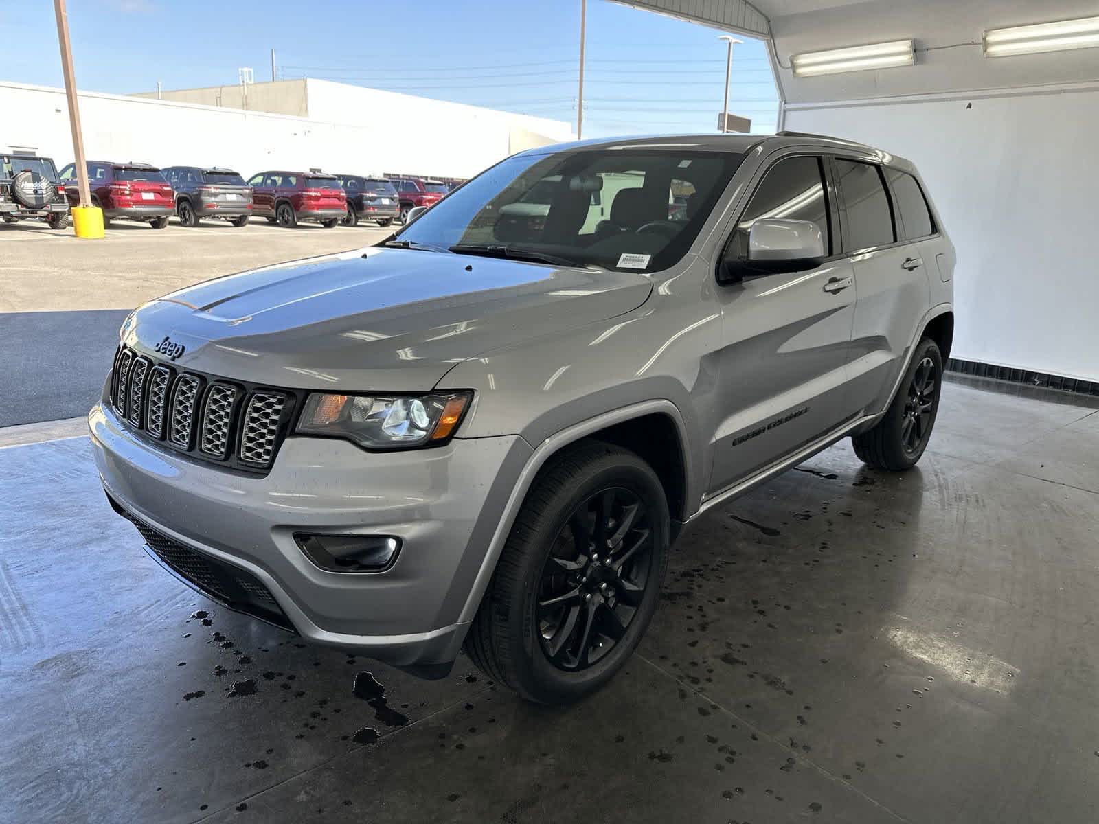 2021 Jeep Grand Cherokee Laredo X 4