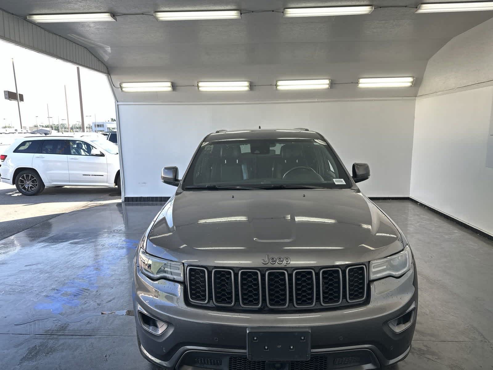 2021 Jeep Grand Cherokee 80th Anniversary 3