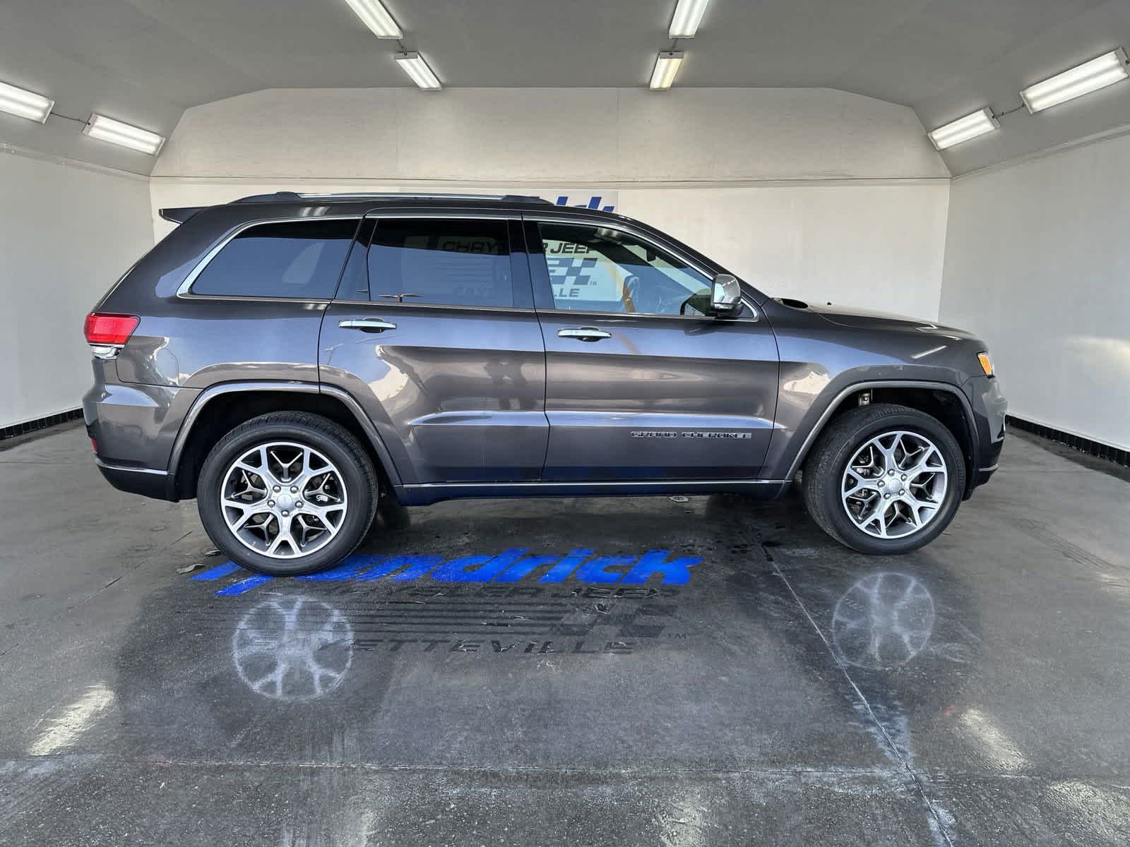 2021 Jeep Grand Cherokee Overland 10