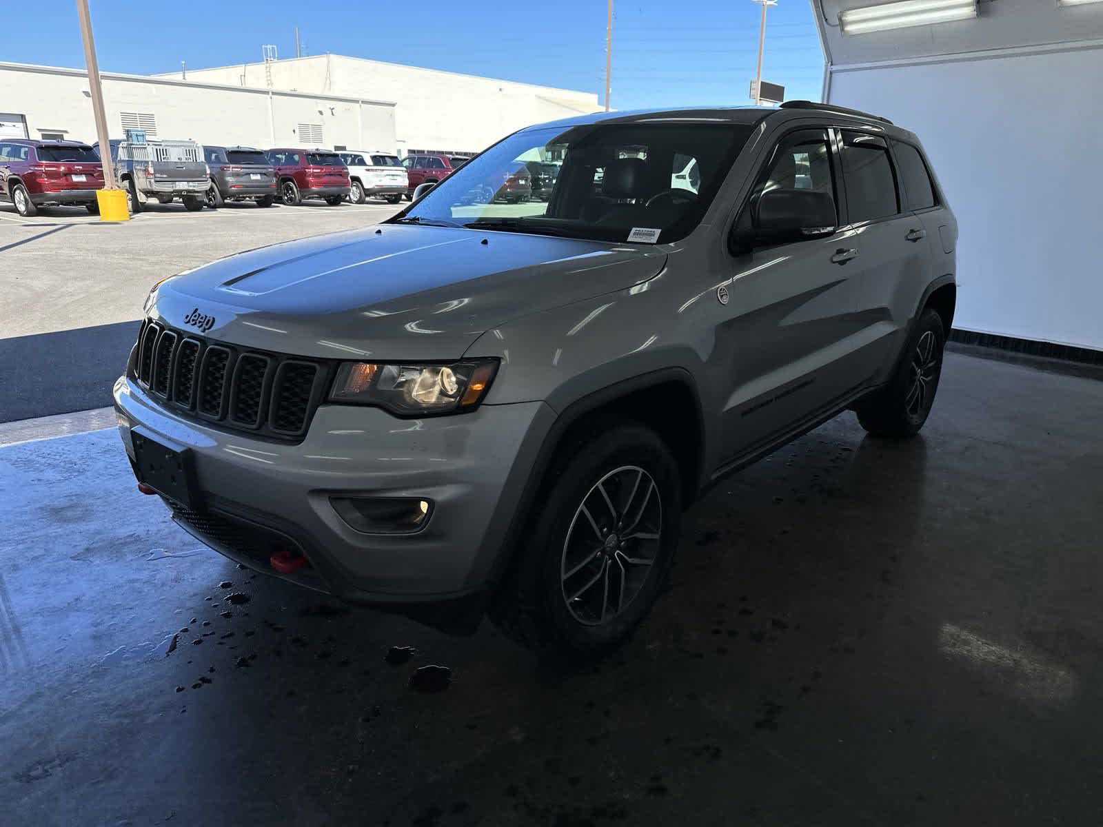 2017 Jeep Grand Cherokee Trailhawk 3