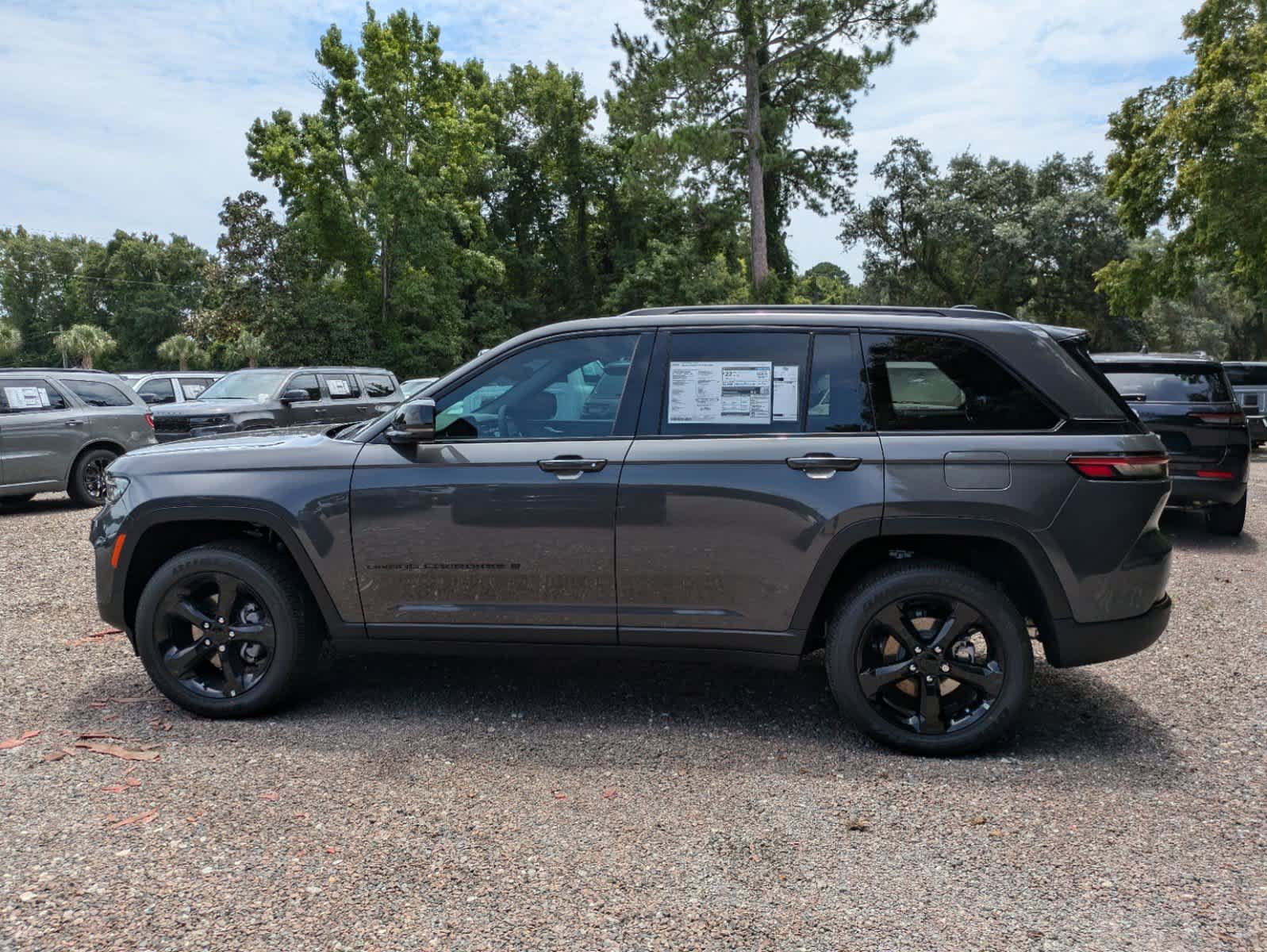 2024 Jeep Grand Cherokee Altitude X 7