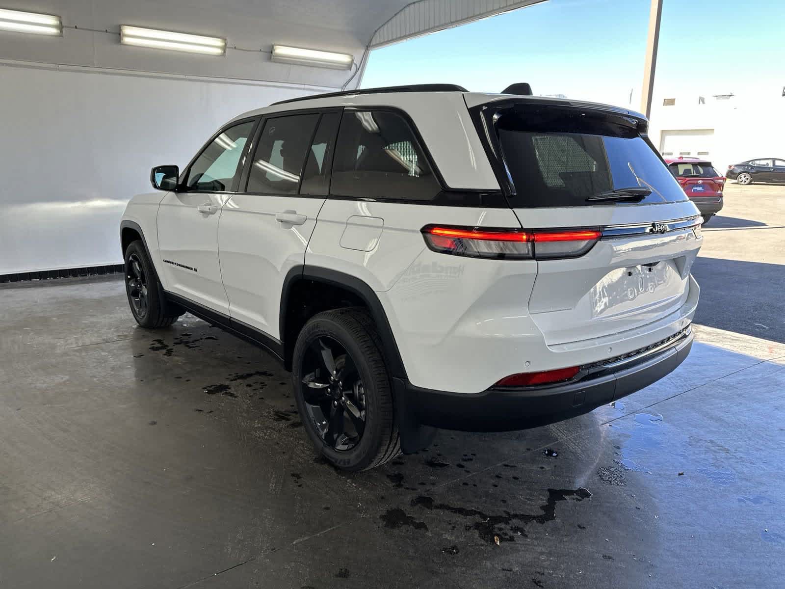 2025 Jeep Grand Cherokee Altitude X 6