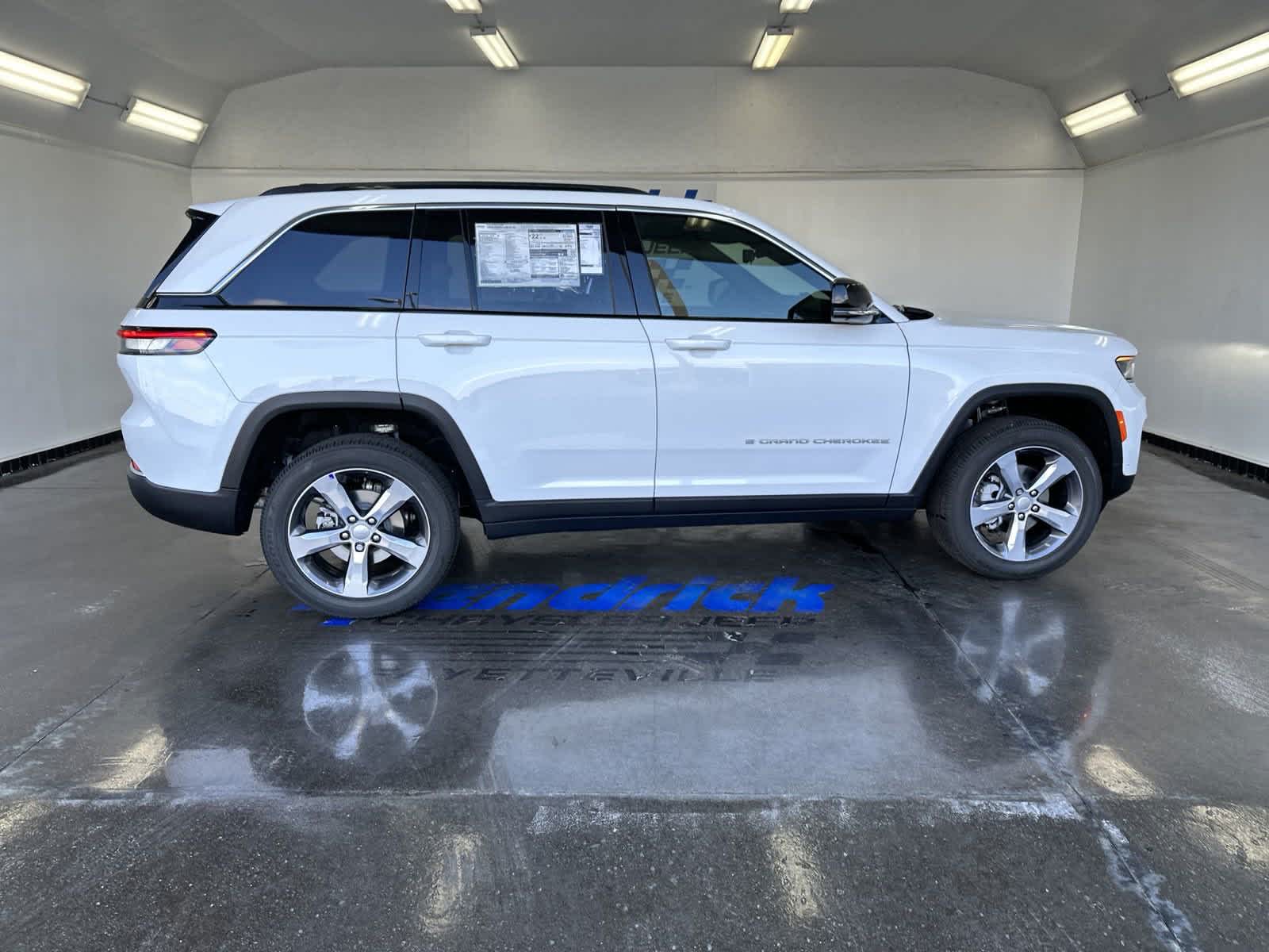 2025 Jeep Grand Cherokee Limited 9